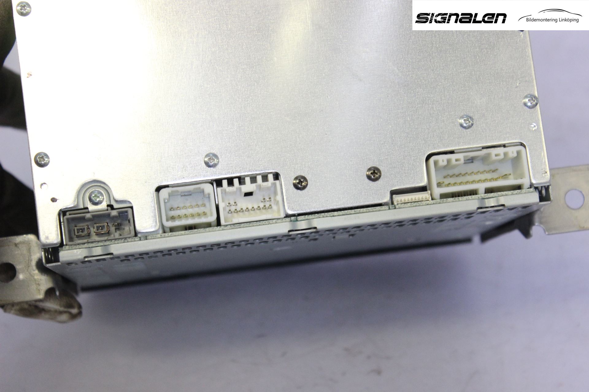 Nissan NAVARA 05-16 Stereo Radio Med Cd