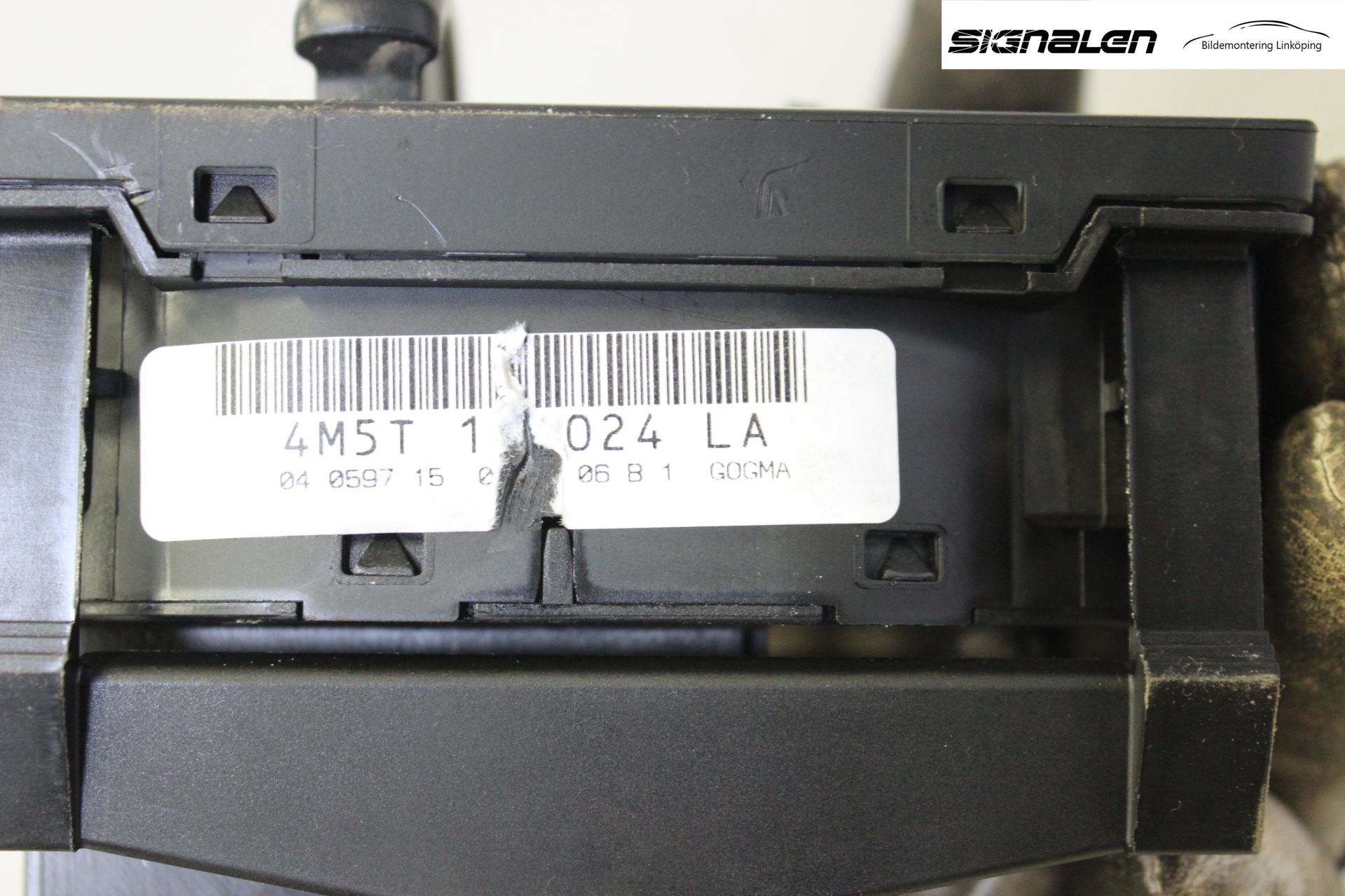 Ford FOCUS     04-07 Bryter Hovedlys