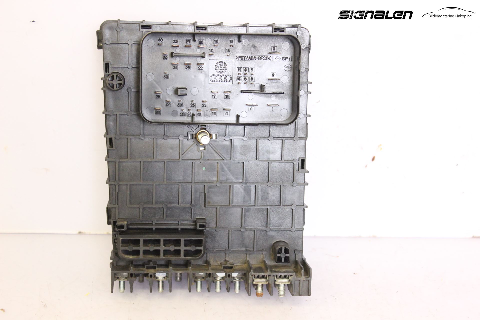 Volkswagen VW PASSAT 05-11 Sikringsboks - Elsentral