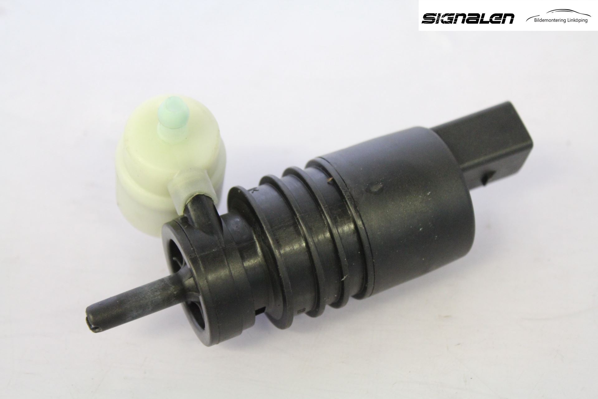 Mercedes-Benz MB B-KLASS (W245) 05-12 Spylerpumpe Frontrute