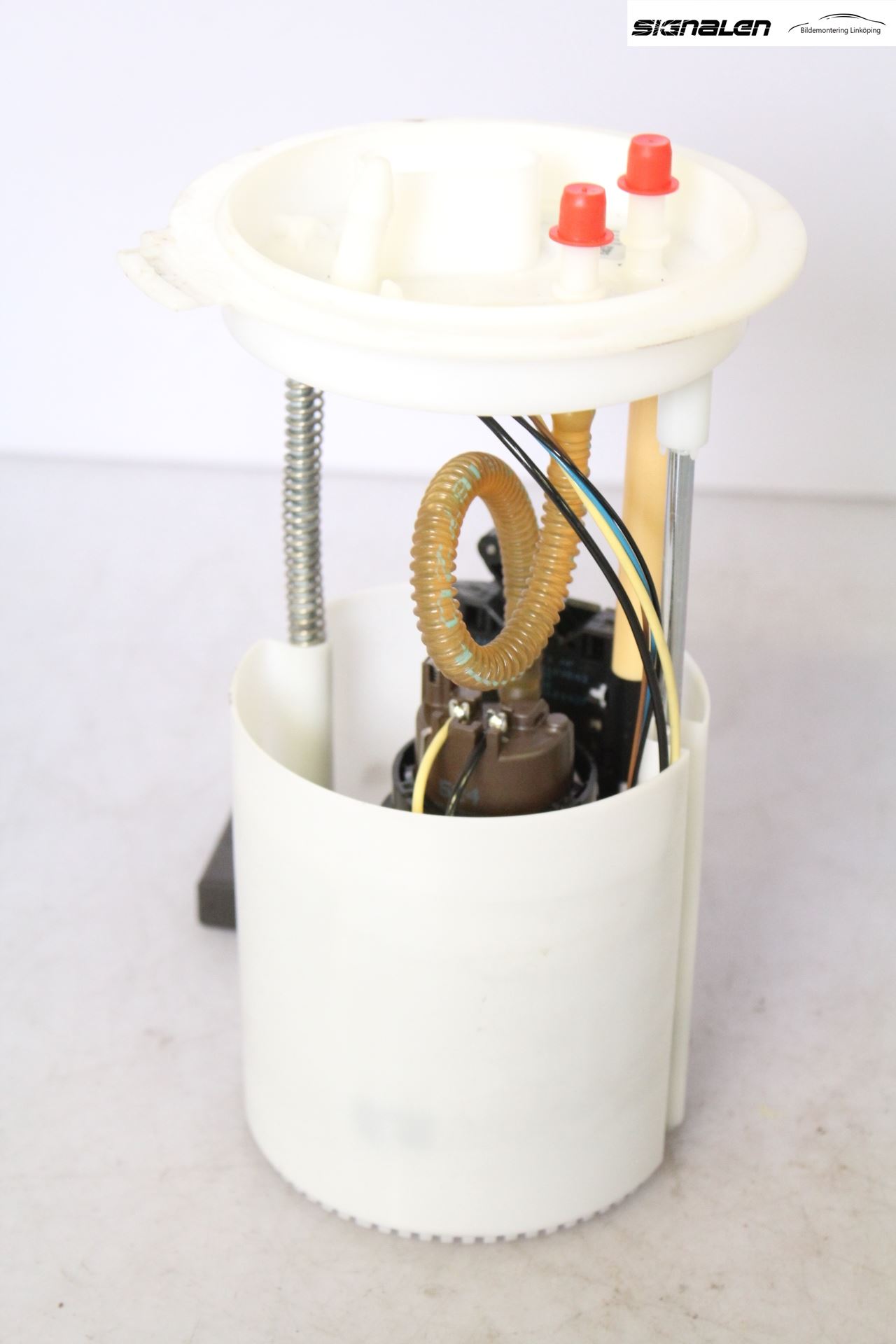 Volkswagen VW CADDY      04-10 Drivstoffpumpe Fødepumpe El