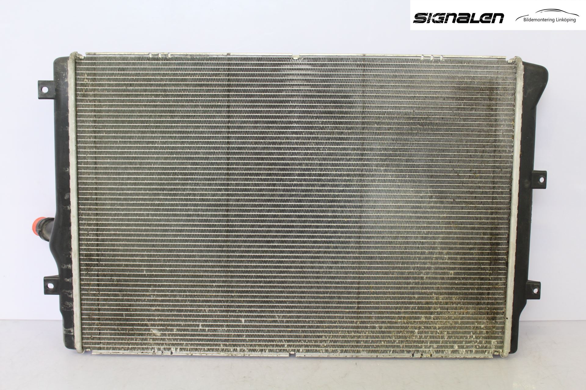 Volkswagen VW PASSAT 11-14 Radiator Automat