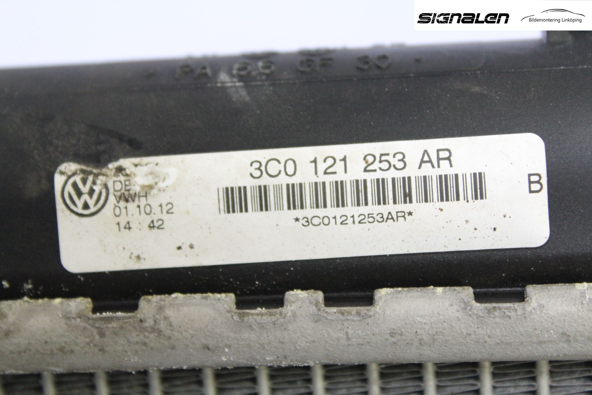 Volkswagen VW PASSAT 11-14 Radiator Automat