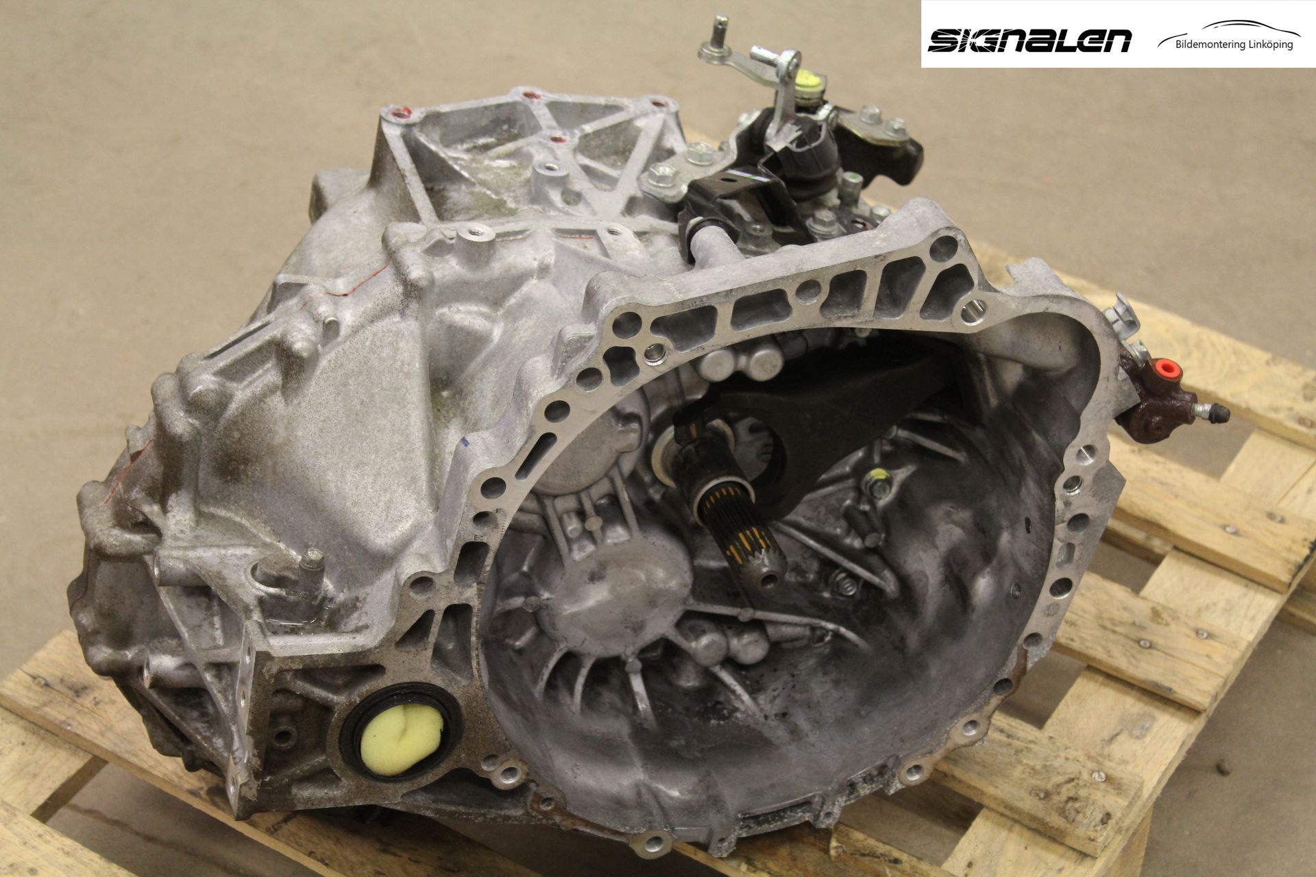 Toyota AVENSIS 09-15 Gearkasse 6 Trinn