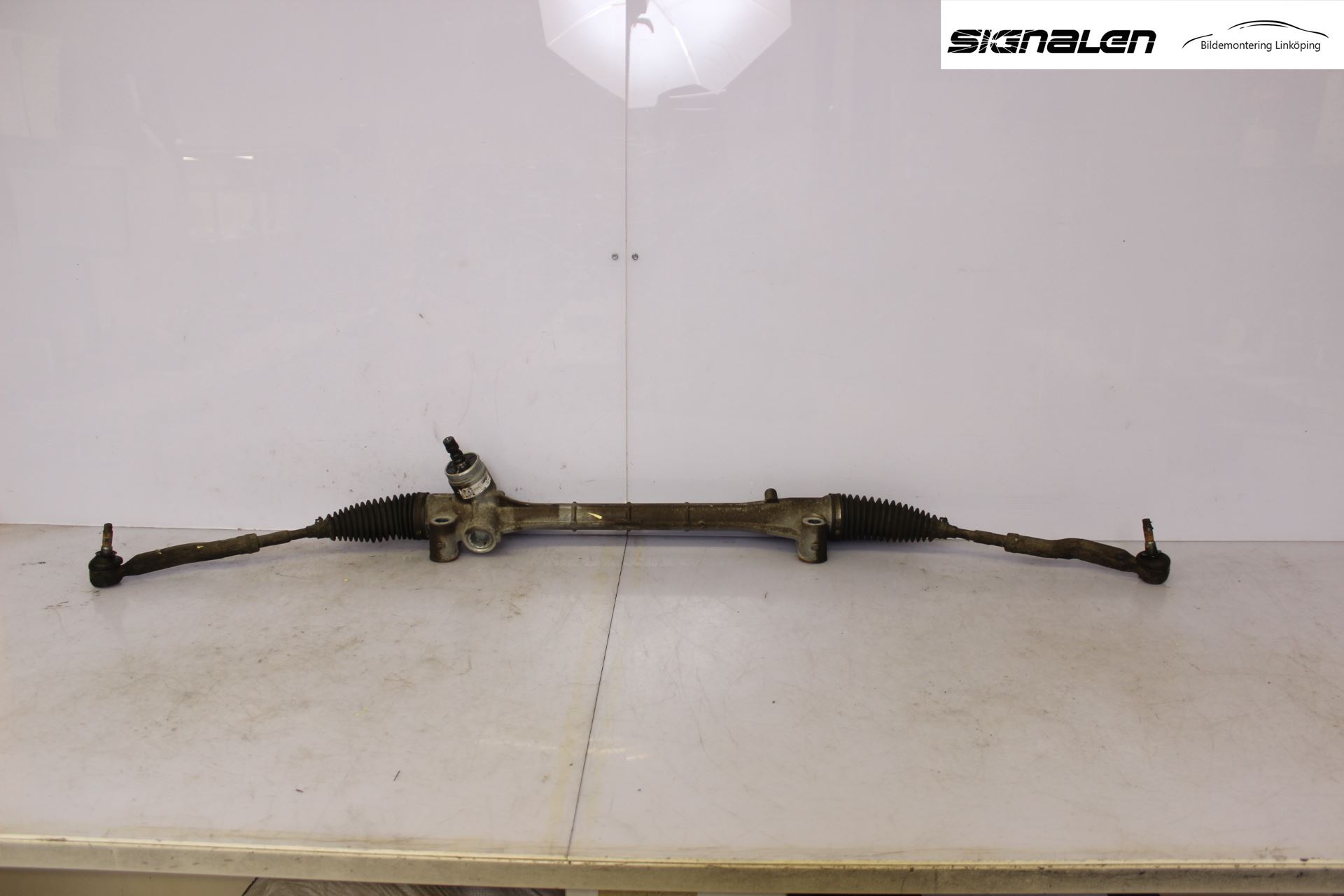 Toyota AVENSIS 09-15 Snekke - Tannstang
