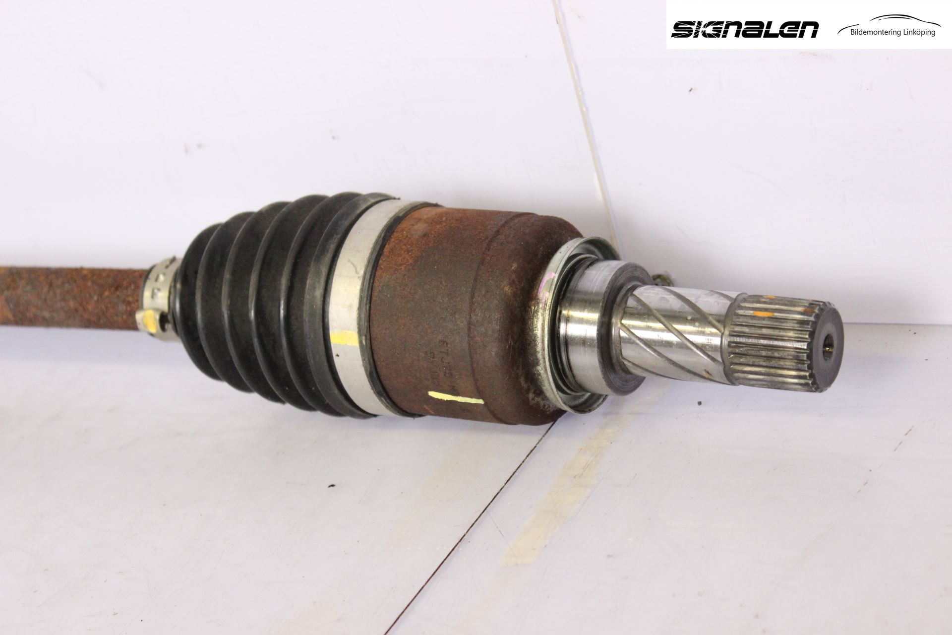 Renault CLIO III  09-12 Drivaksel Foran Kompl Venstre