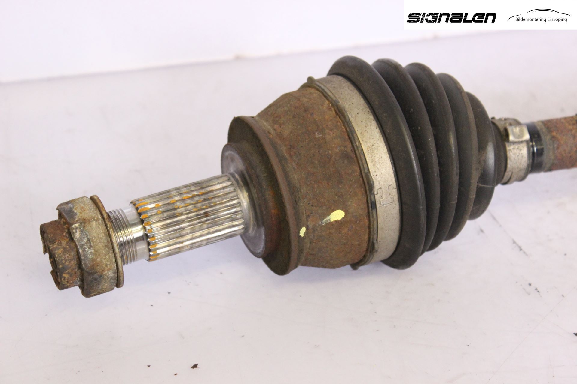 Opel CORSA D 07-14 Drivaksel Foran Kompl Venstre