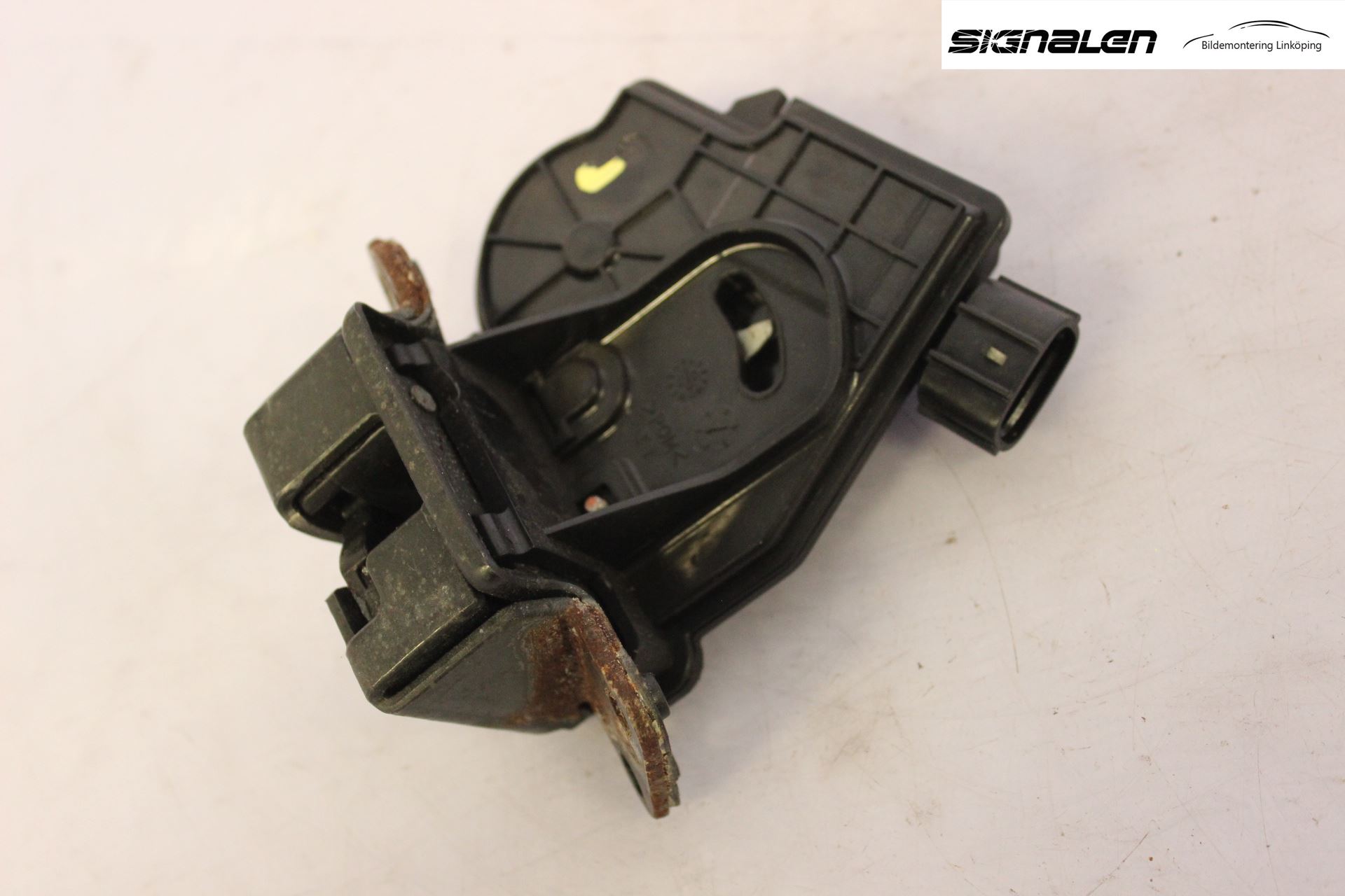 Toyota AURIS 07-09 Bakluke-Lokk Låsekasse