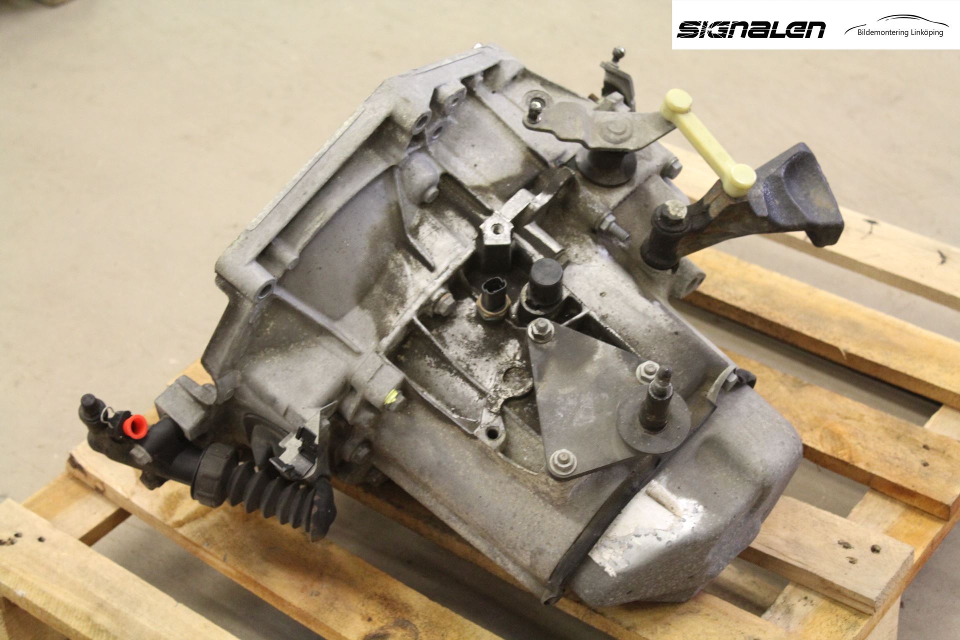 Peugeot 307     05-08 Gearkasse 5 Trinn