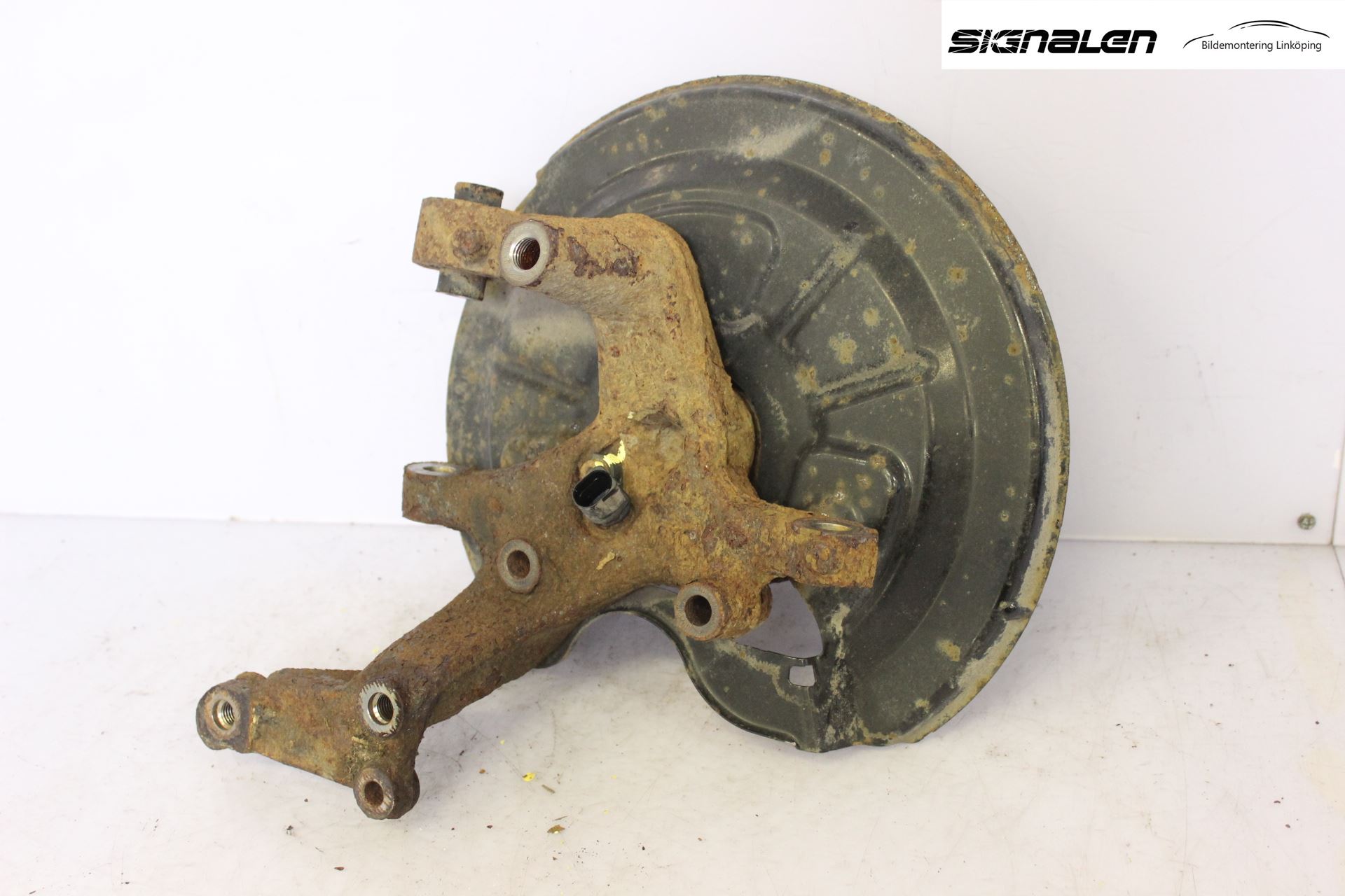 Volkswagen VW TOURAN 10-15 Spindel Vb