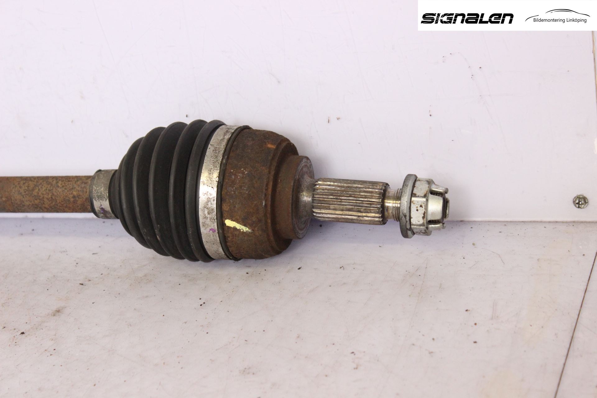 Renault CLIO III  09-12 Drivaksel Foran Kompl Venstre