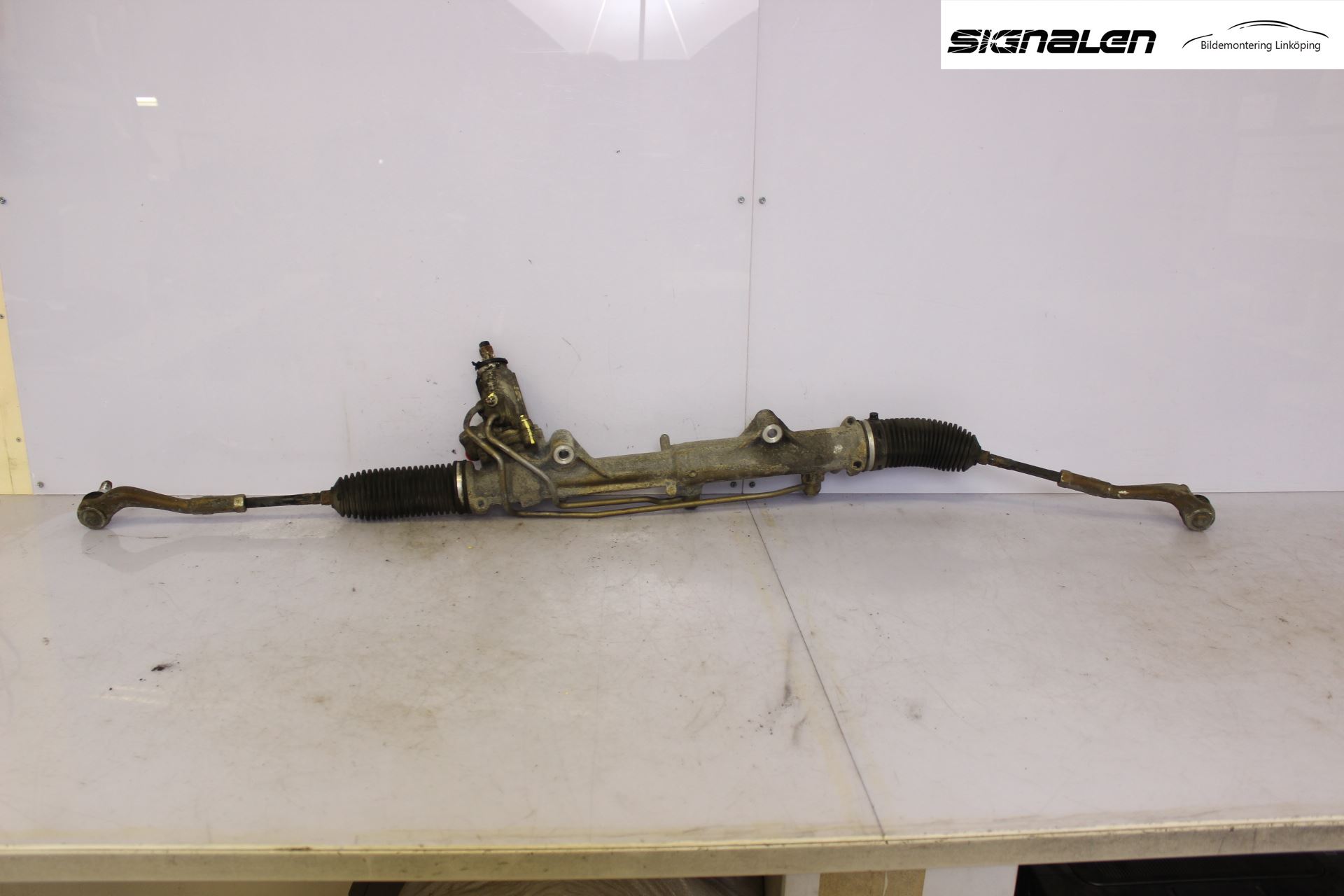 Mercedes-Benz MB C-KLASS (W204) 07-15 Servo Snekke - Tannstang