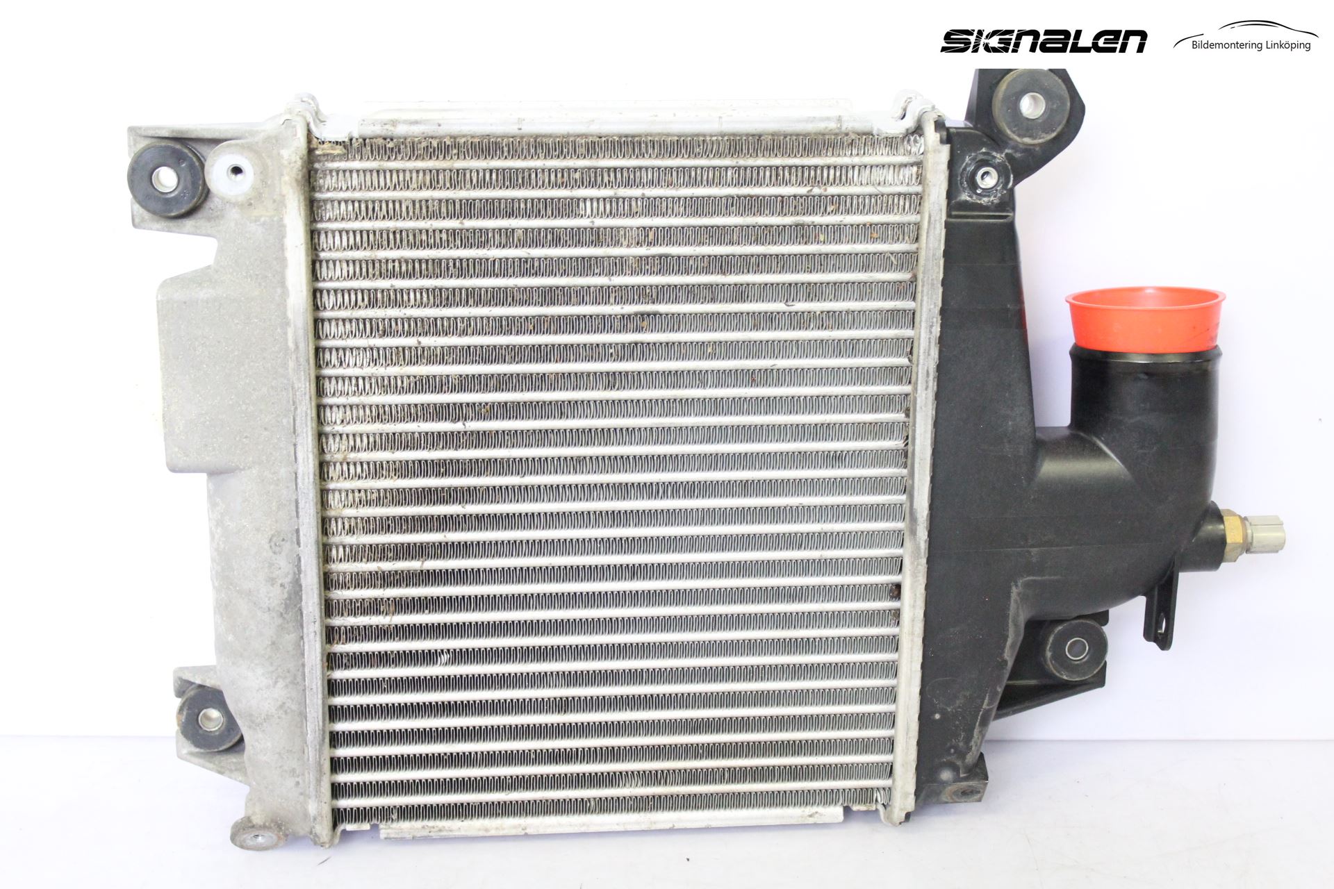 Toyota HI-ACE 06-12 Intercooler Radiator