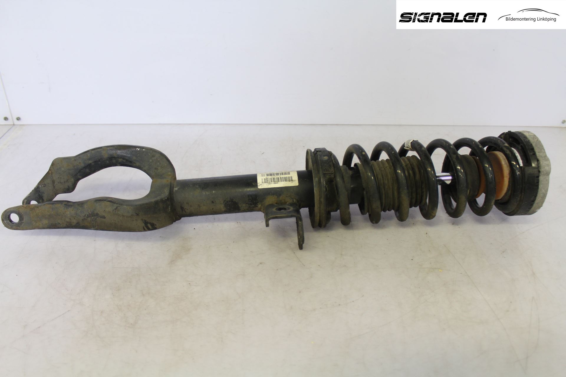 BMW 5 F10/F11/F18 09-17 Fjærbein Foran Venstre