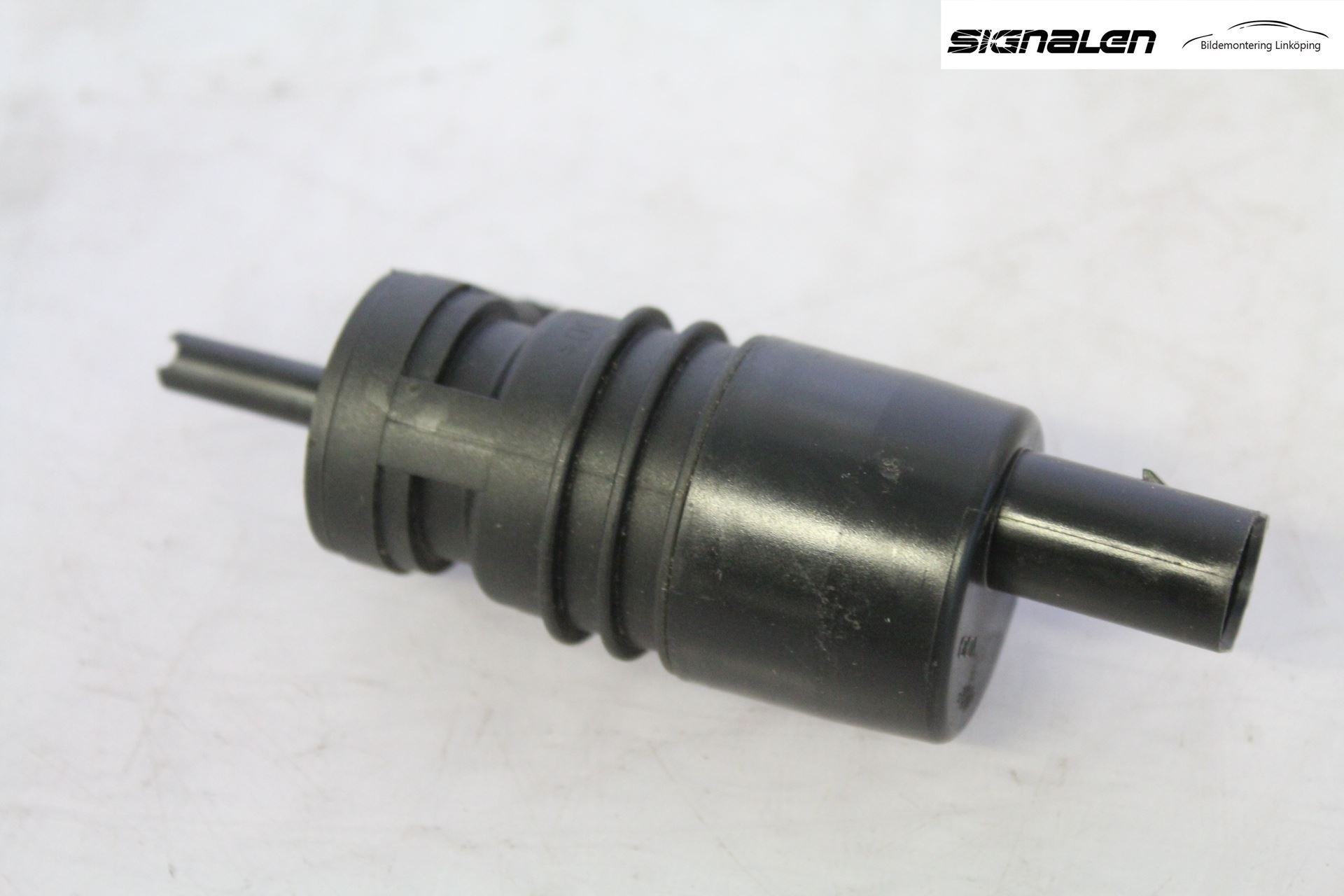 BMW 5 F10/F11/F18 09-17 Spylerpumpe Frontrute