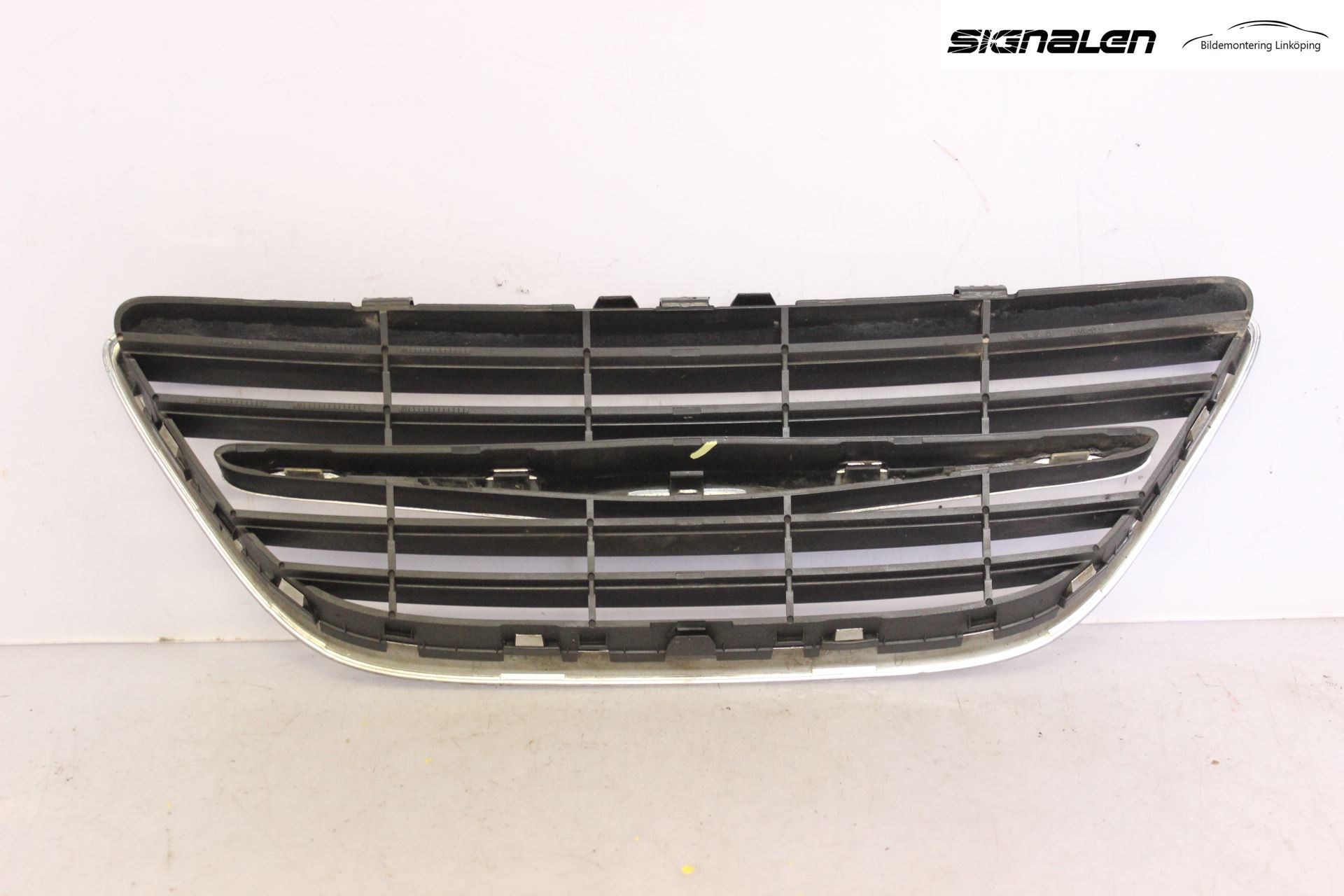 Saab 9-3 VER 2 Grilldel Midt