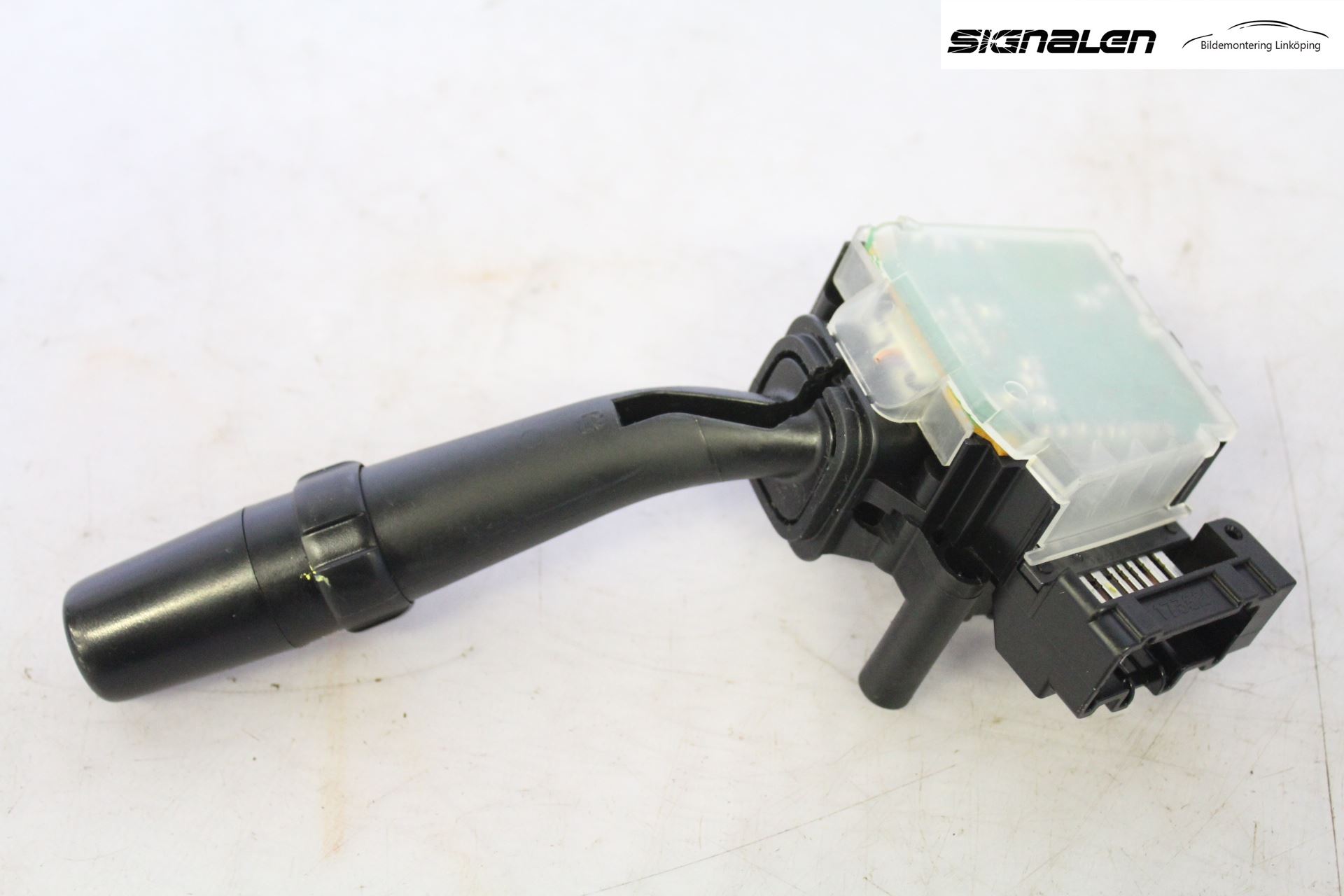Toyota COROLLA VERSO 04-07 Bryter Ratt Visker - Spyler
