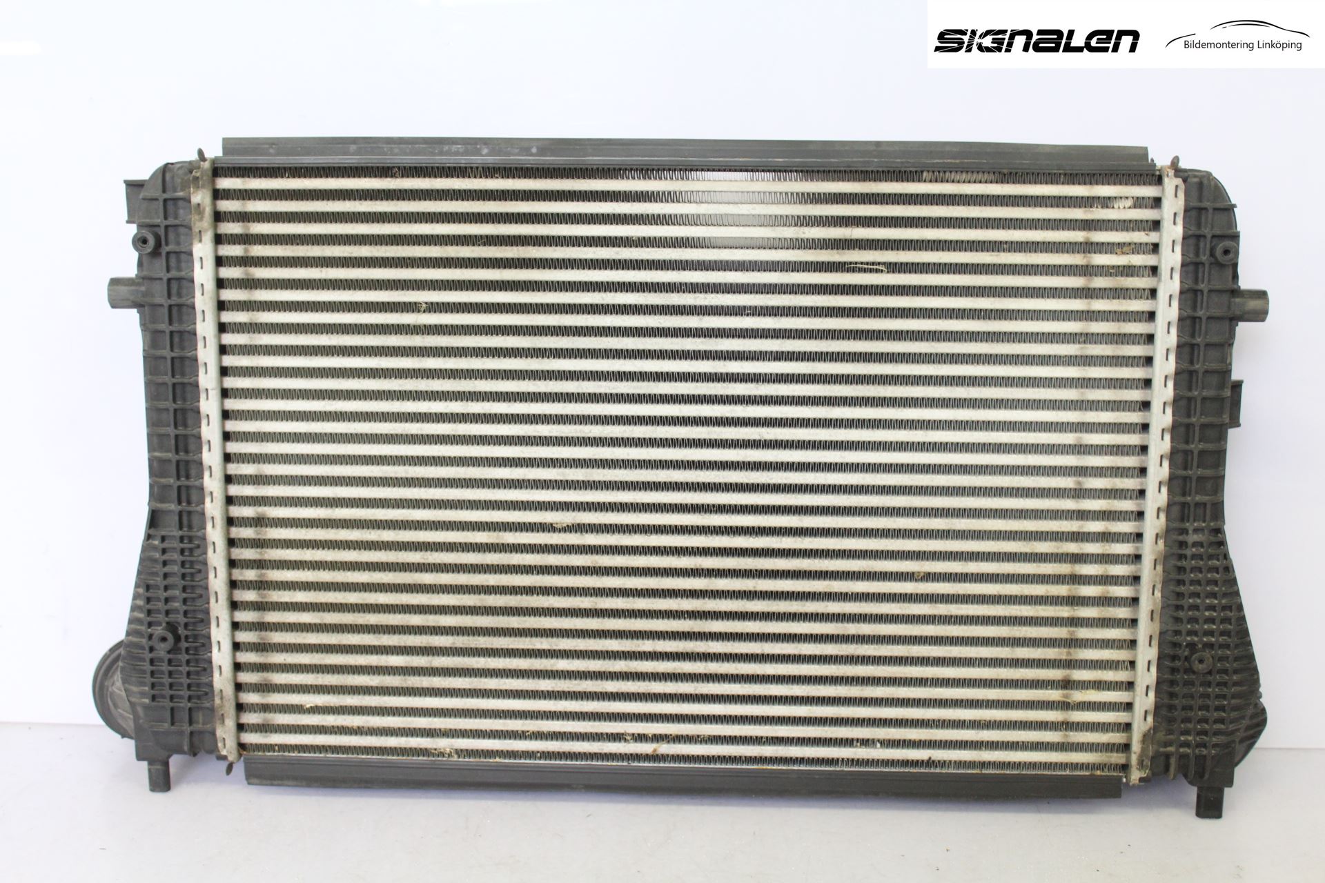Volkswagen VW GOLF V 04-09 Intercooler Radiator