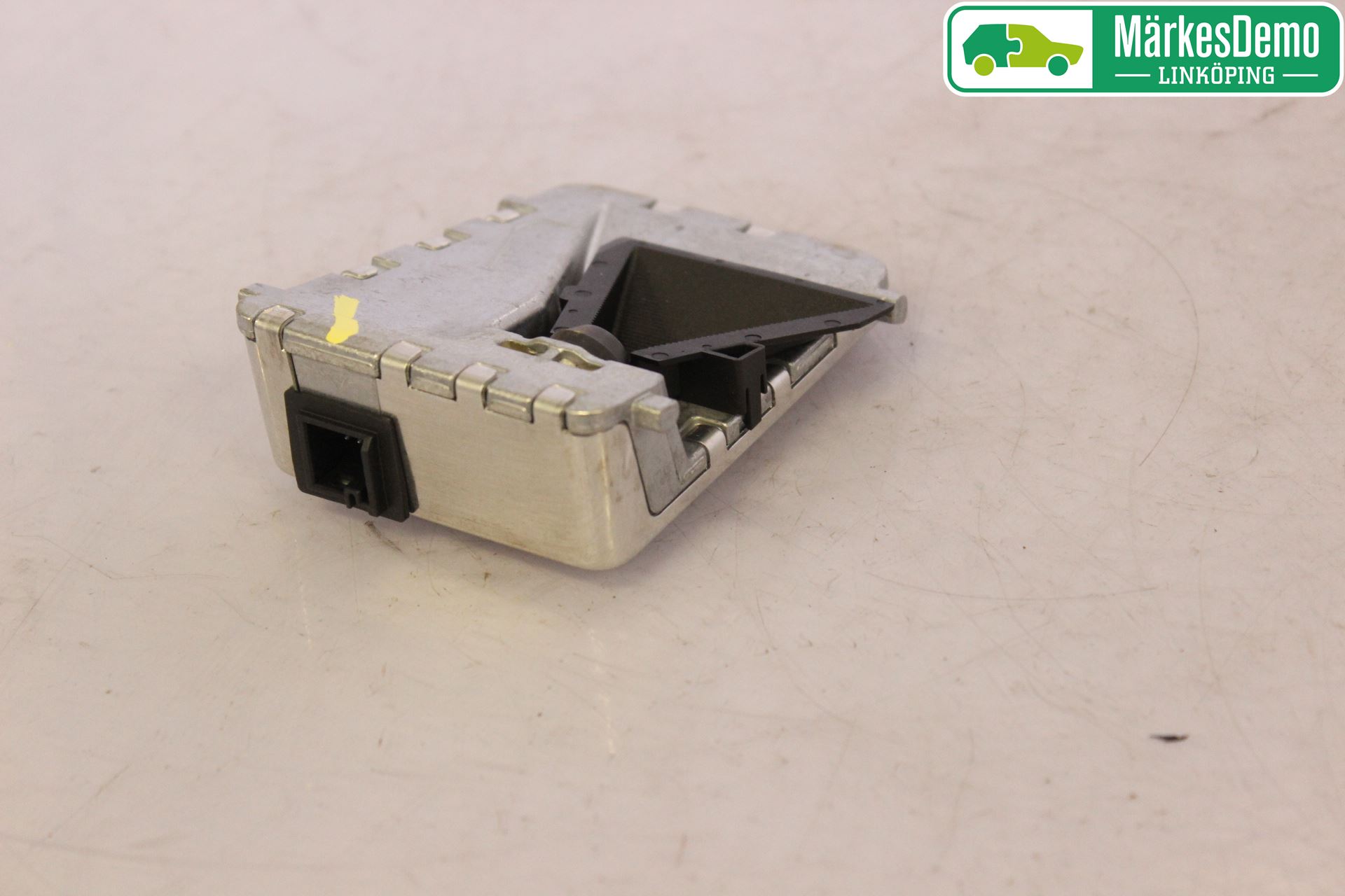 Mercedes-Benz MB E-KLASS (W212) 09-16 Sensor Kollisjonsbeskyttelse