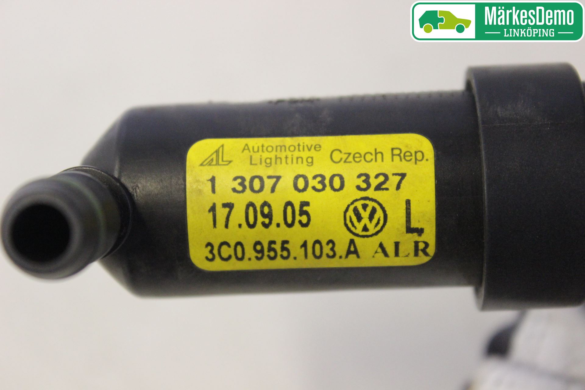 Volkswagen VW PASSAT 05-11 Spylerdyse Frontlykter