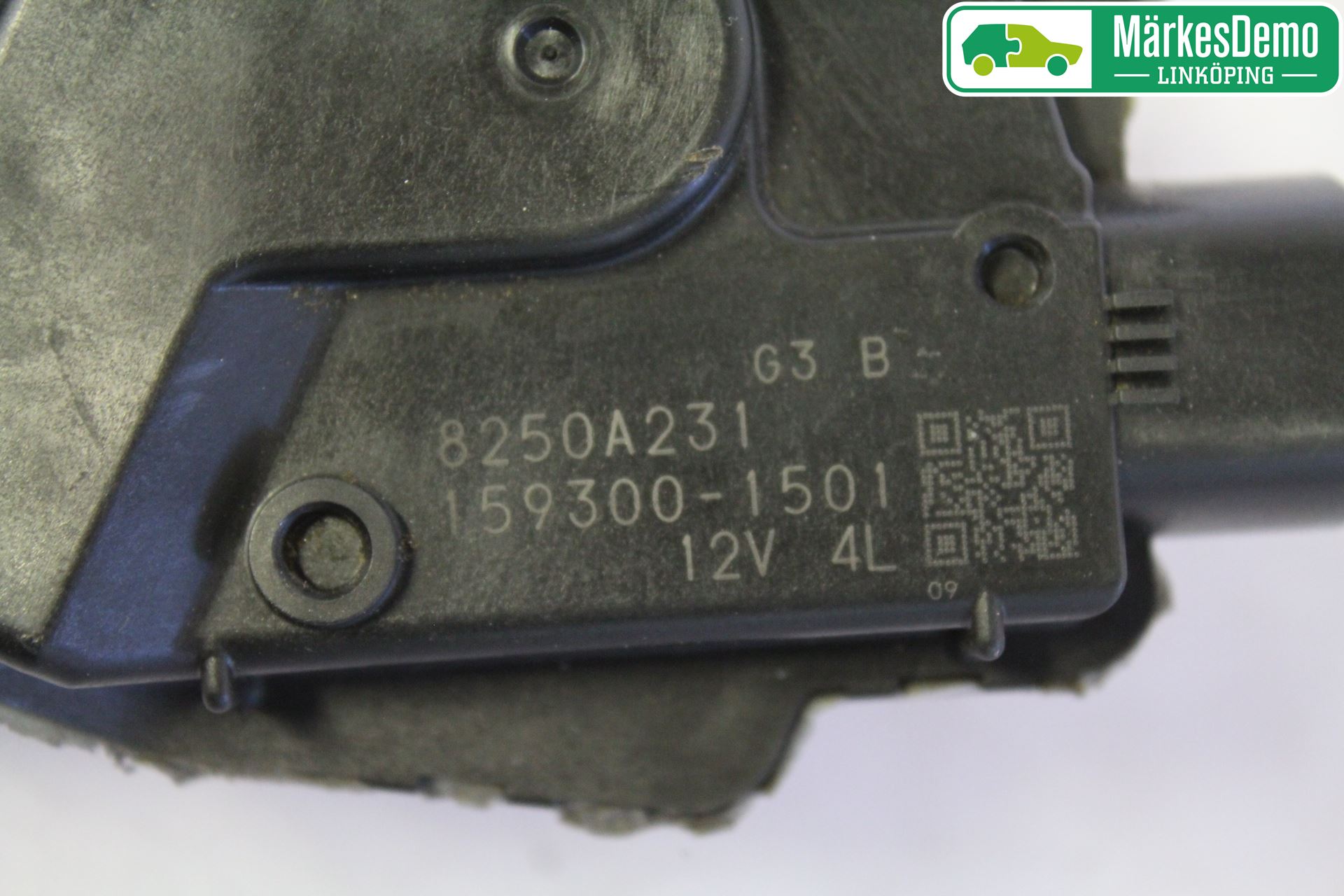 Mitsubishi COLT 09-13 Viskermotor Frontrute