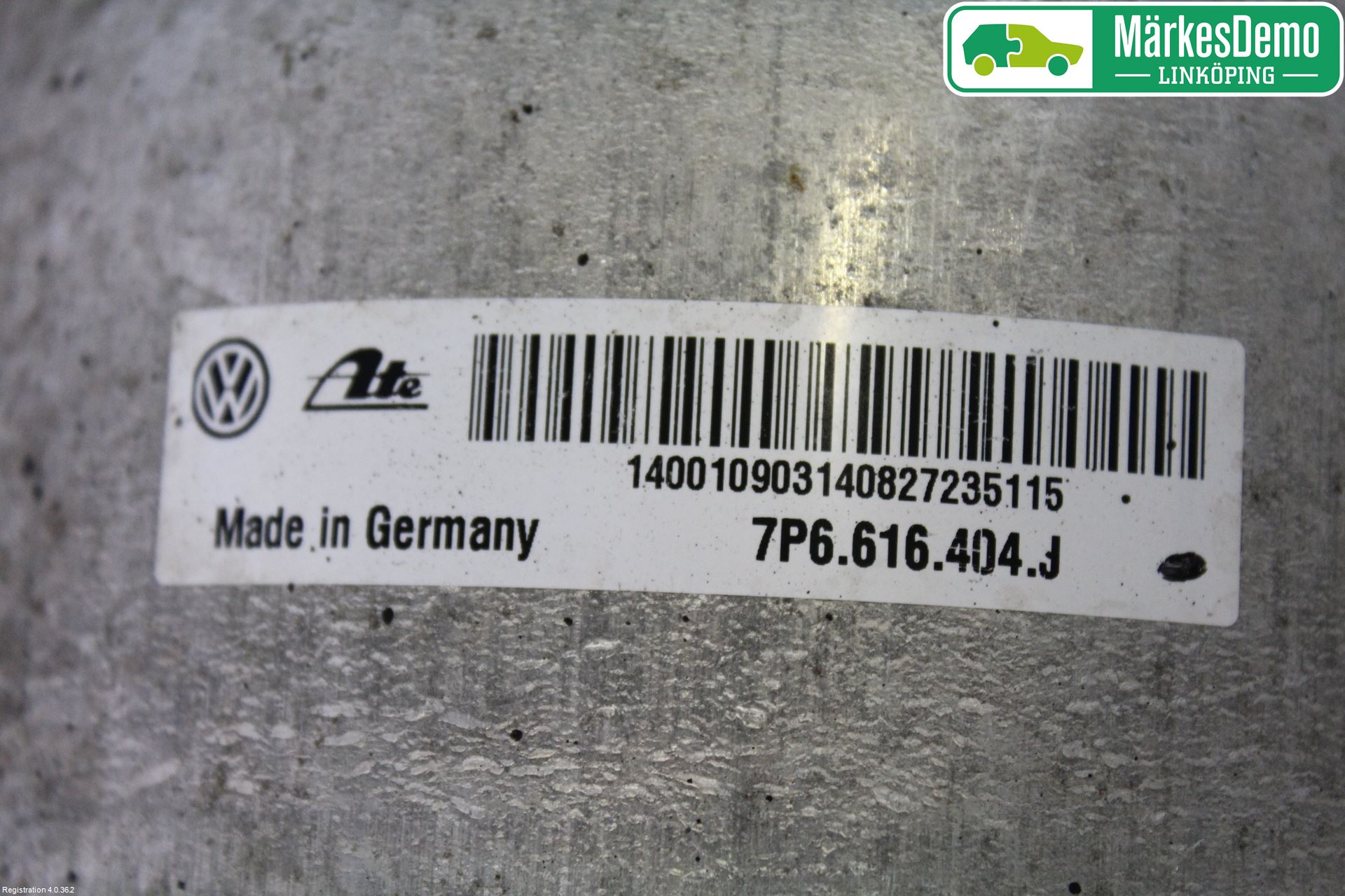 Volkswagen VW TOUAREG 7P 11-18 Fjærbein Foran Høyre