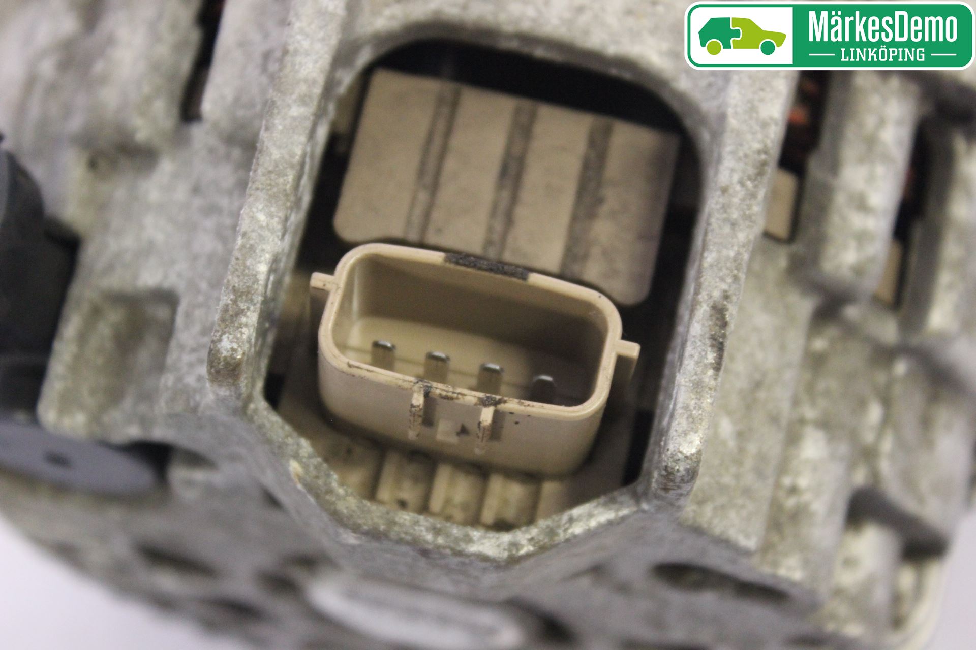 Mitsubishi COLT 09-13 Dynamo