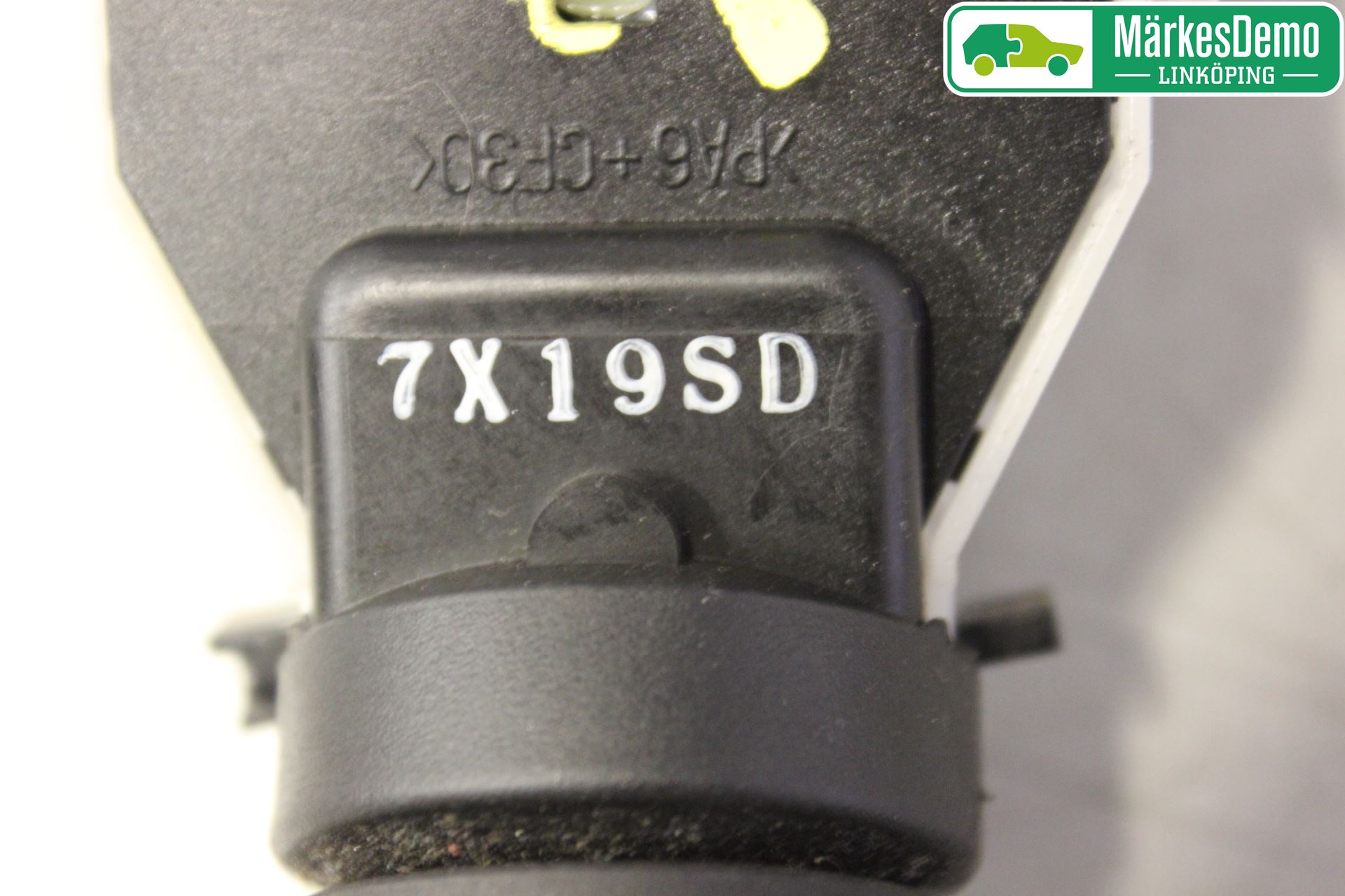 Nissan NAVARA 05-16 Bryter Ratt Blinklys - Lys