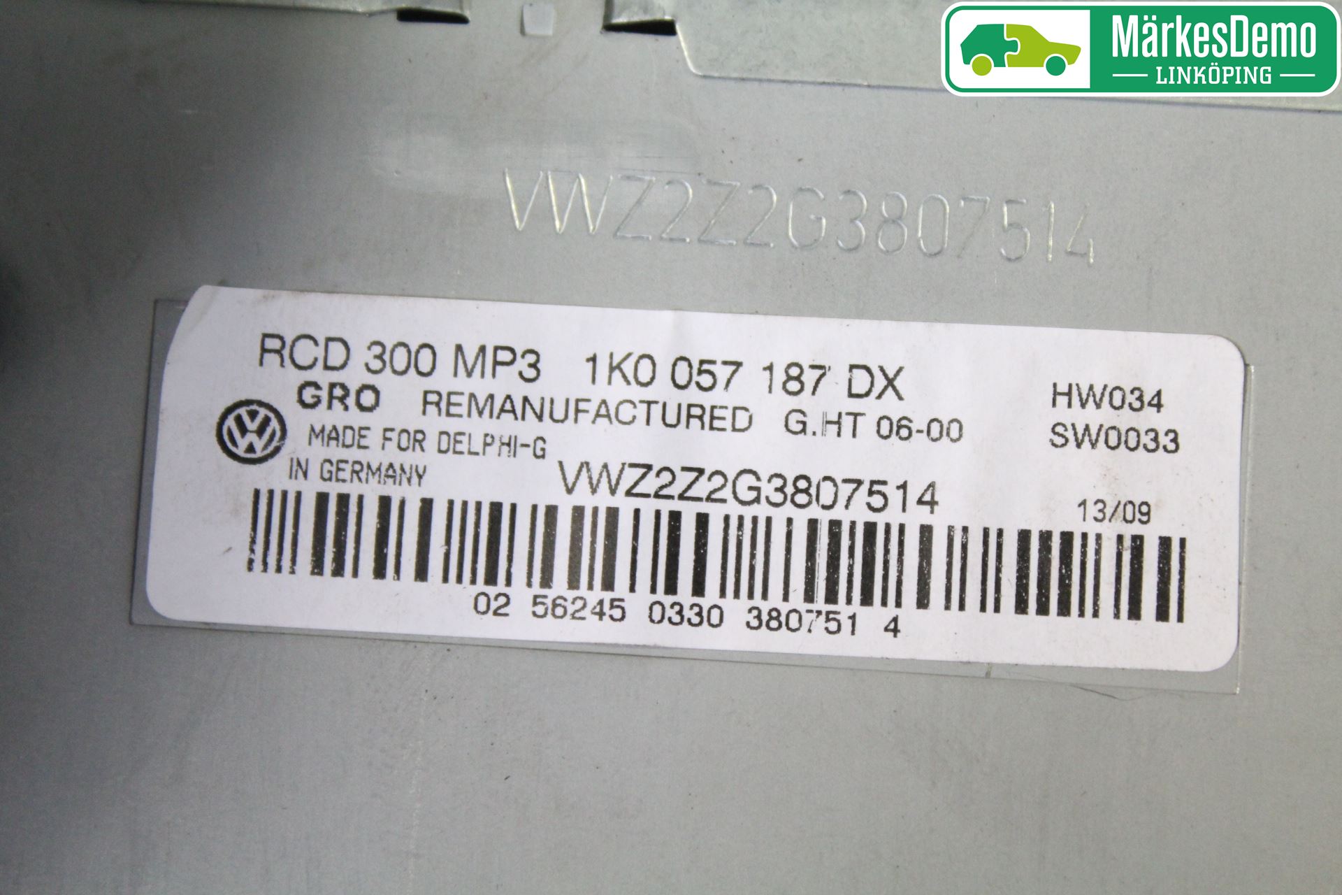 Volkswagen VW CADDY      04-10 Stereo Radio Med Cd