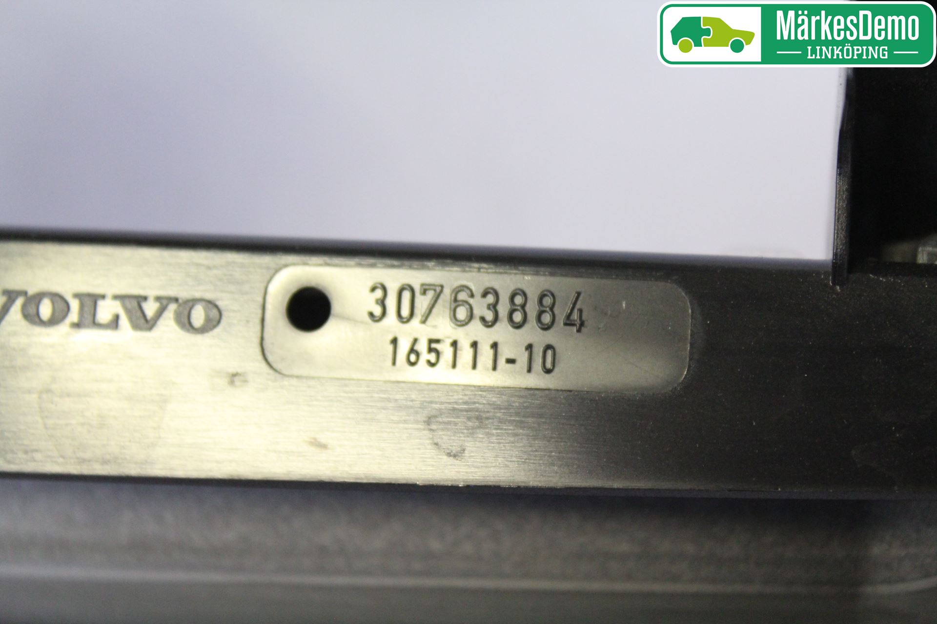 Volvo XC70 08-13 Bremselys Bakrute