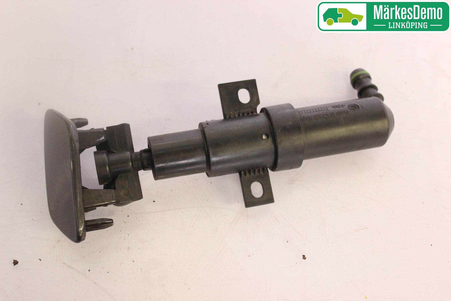 Volkswagen VW PASSAT 05-11 Spylerdyse Frontlykter