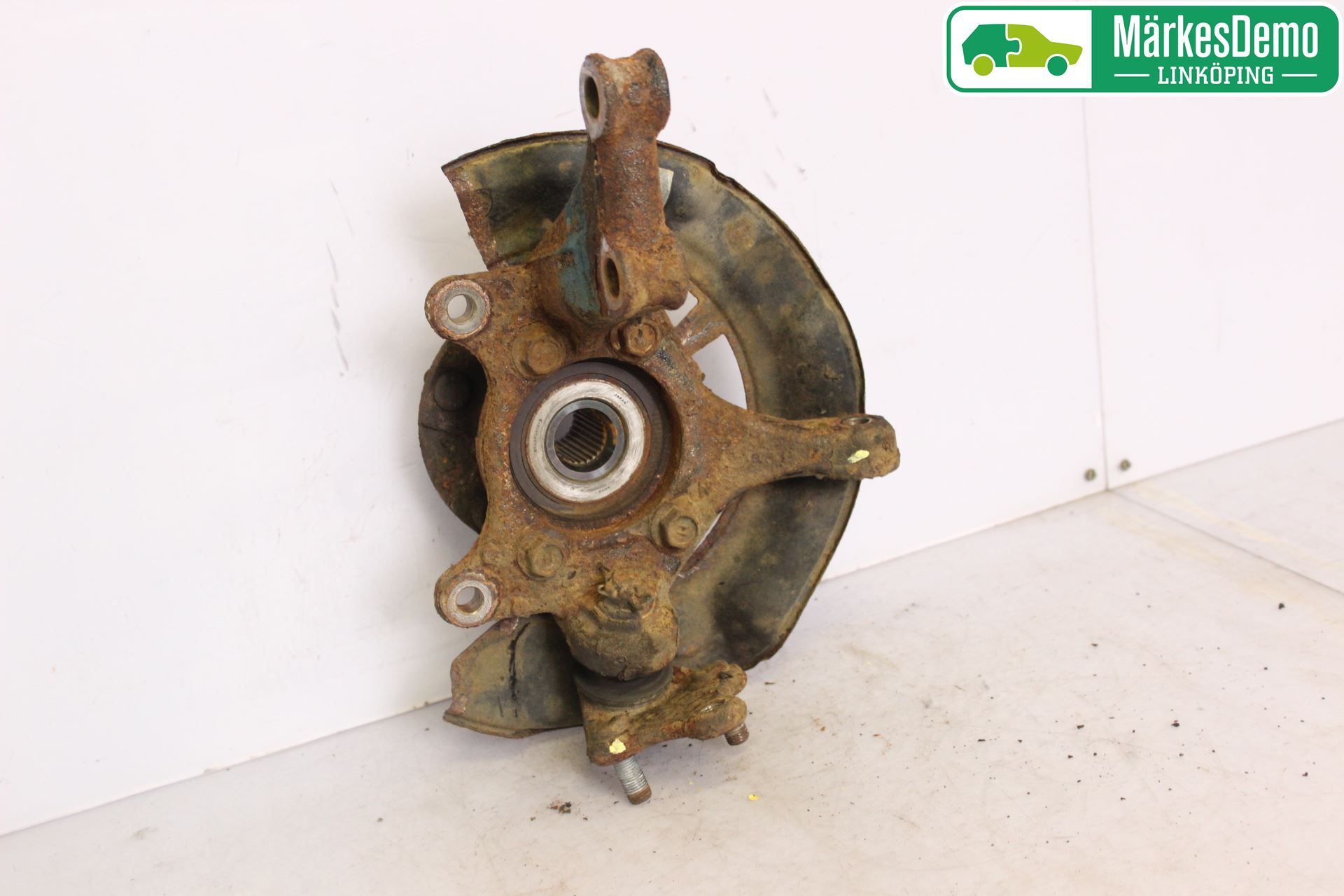 Toyota RAV 4 06-12 Spindel Hf