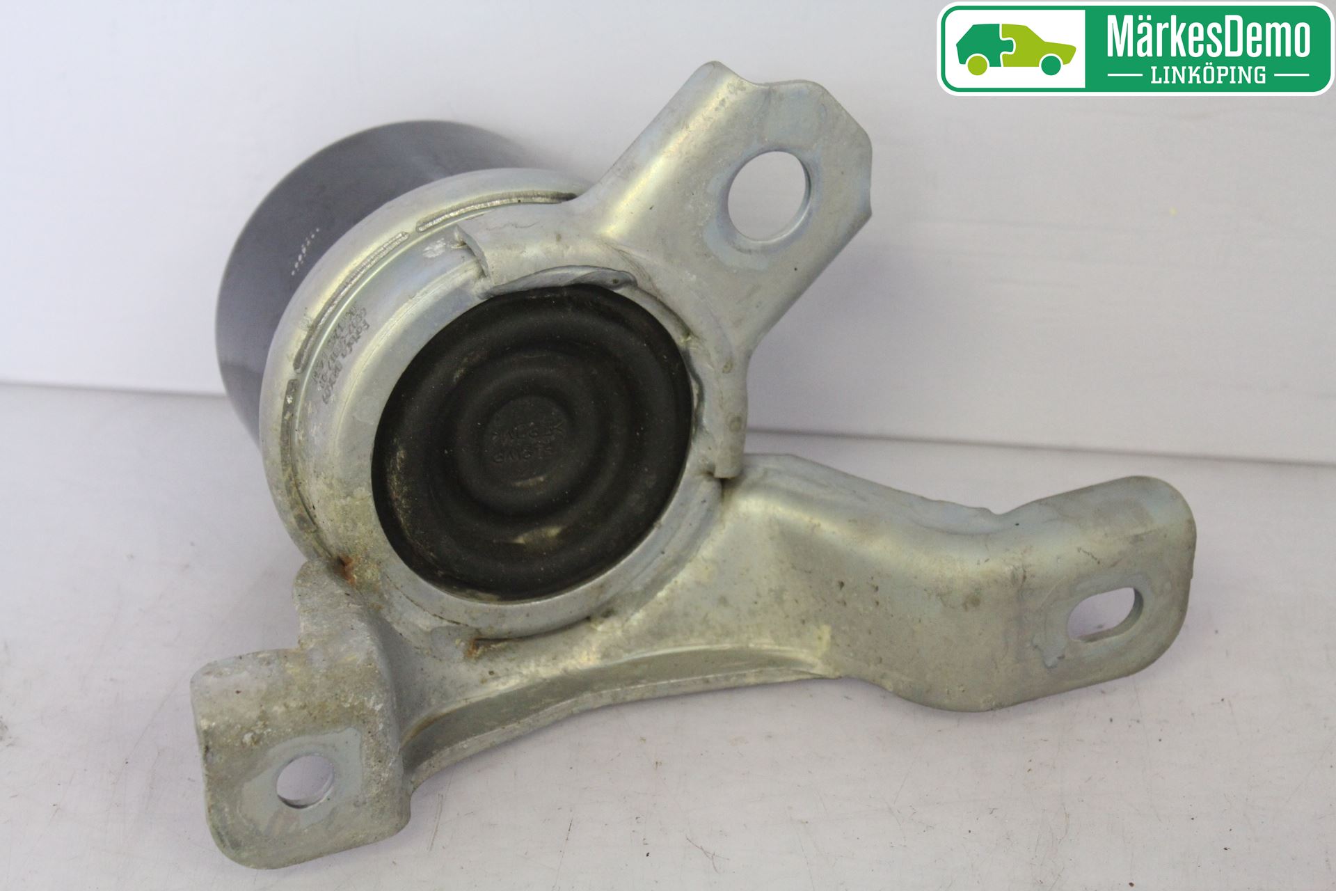 Volvo V70 08-13 Motor Feste Gummi