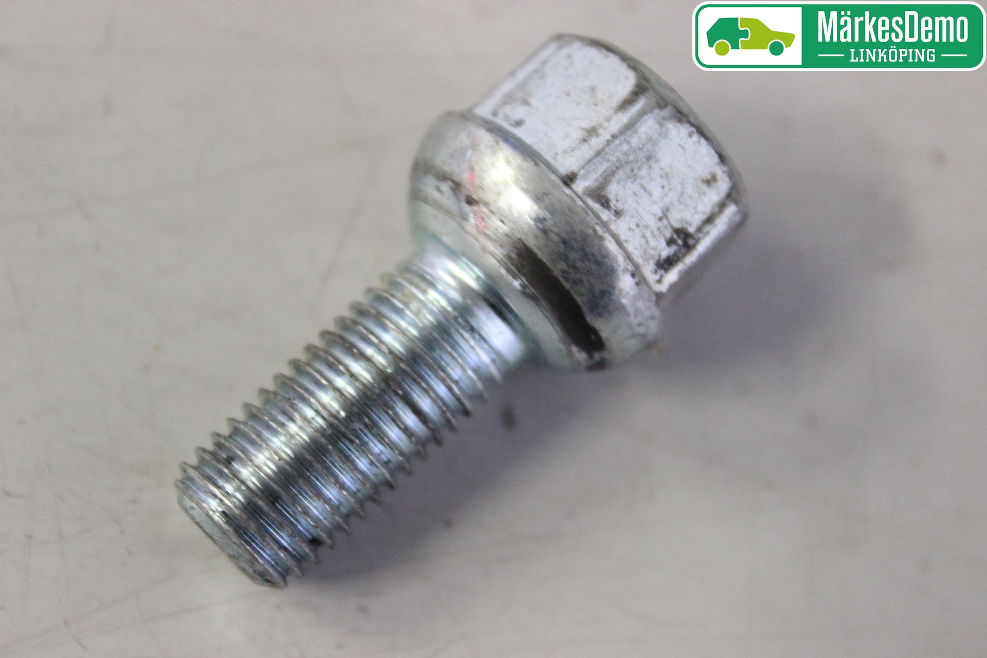 Husbil, husvagn HUSVAGN BÜRSTNER Hjulmutter - Bolt - Sett