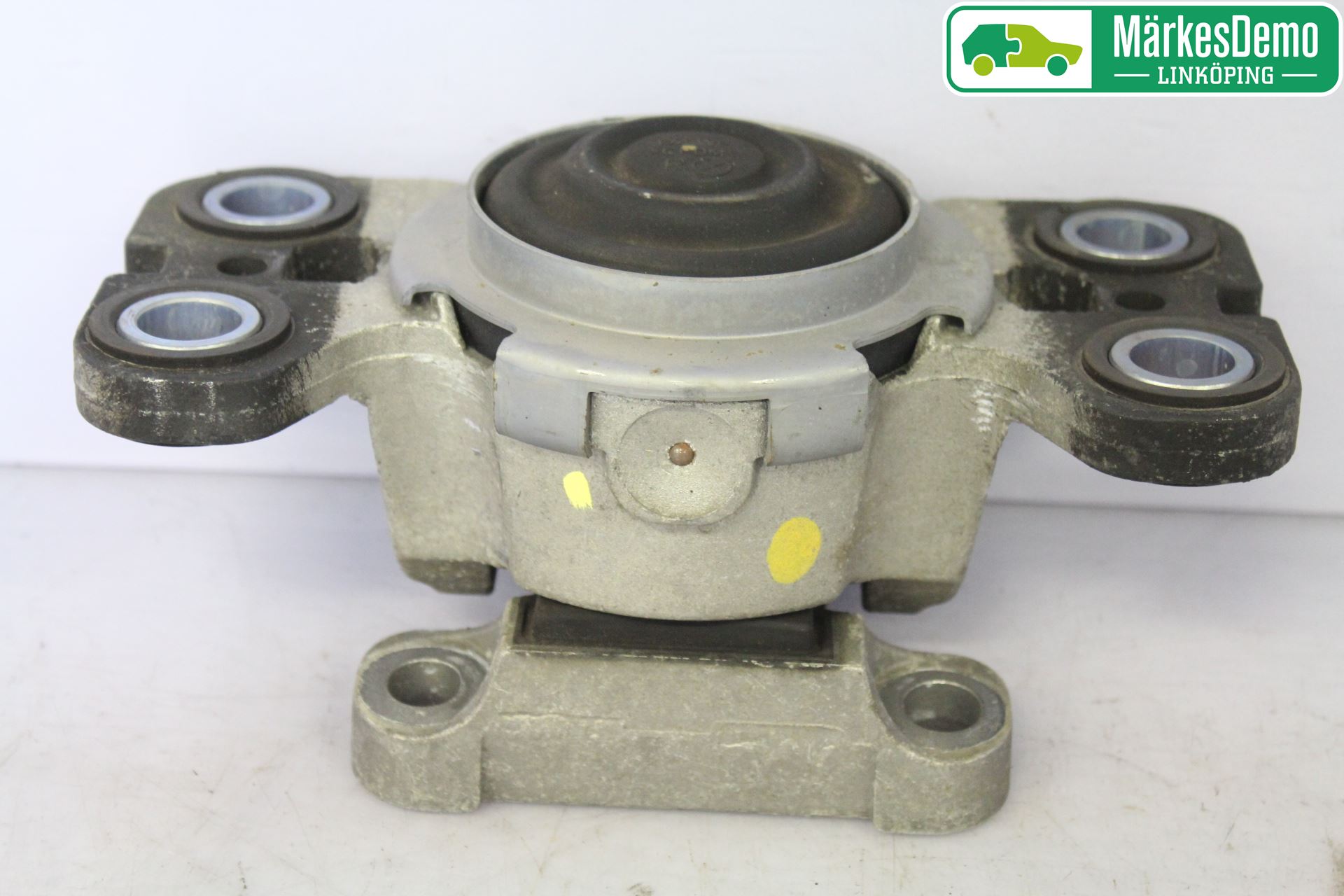 Volvo V70 08-13 Motor Feste Stål-Alu