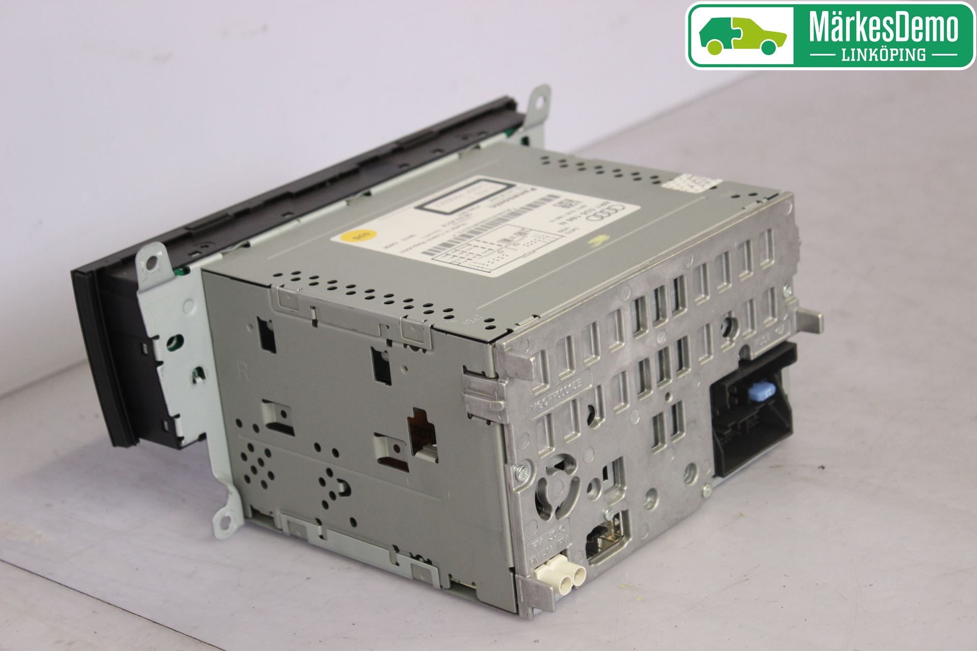Audi Q5 09-16 Stereo Radio Med Cd