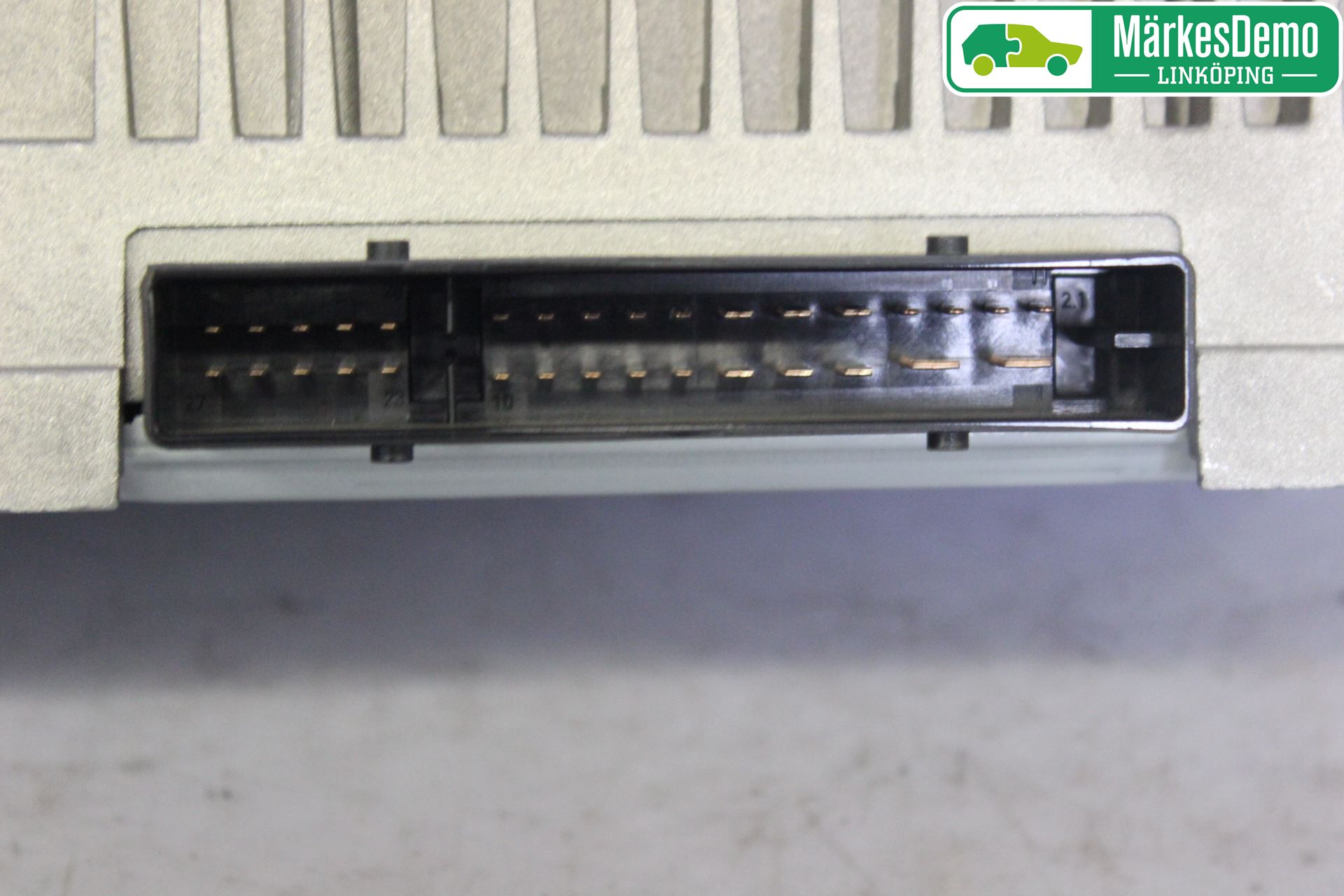 Audi Q5 09-16 Stereo Forsterker