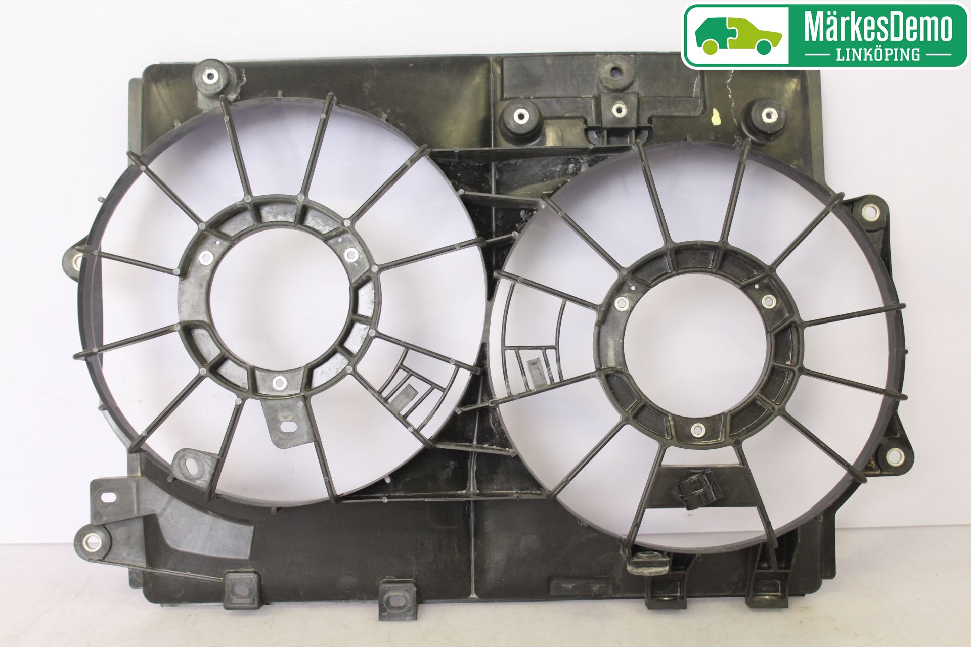 Lexus IS 220d/250/350 06-13 Kjølevifte-Radiator Hus-Kåpe