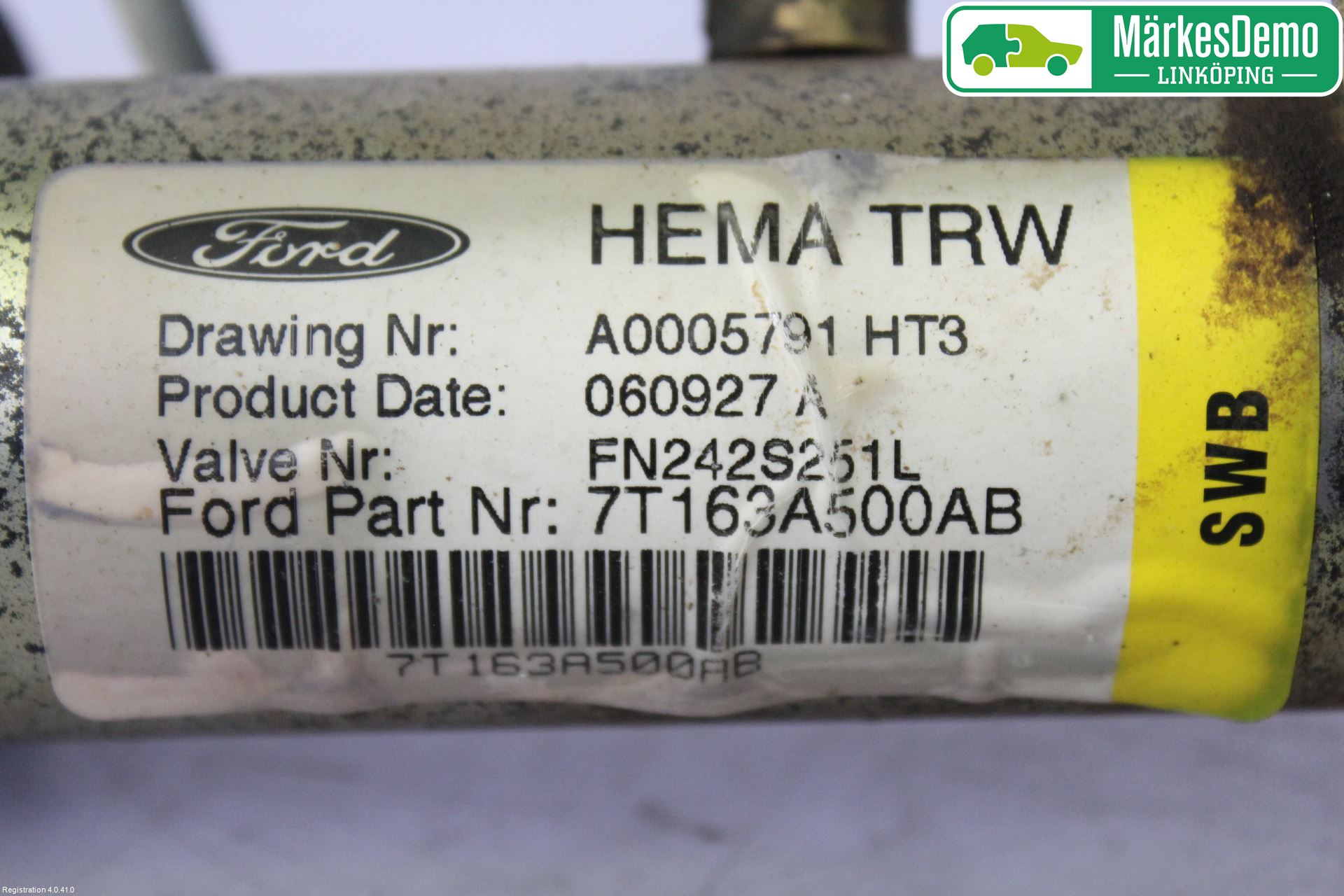 Ford TRANSIT CONNECT 03-08 Servo Snekke - Tannstang