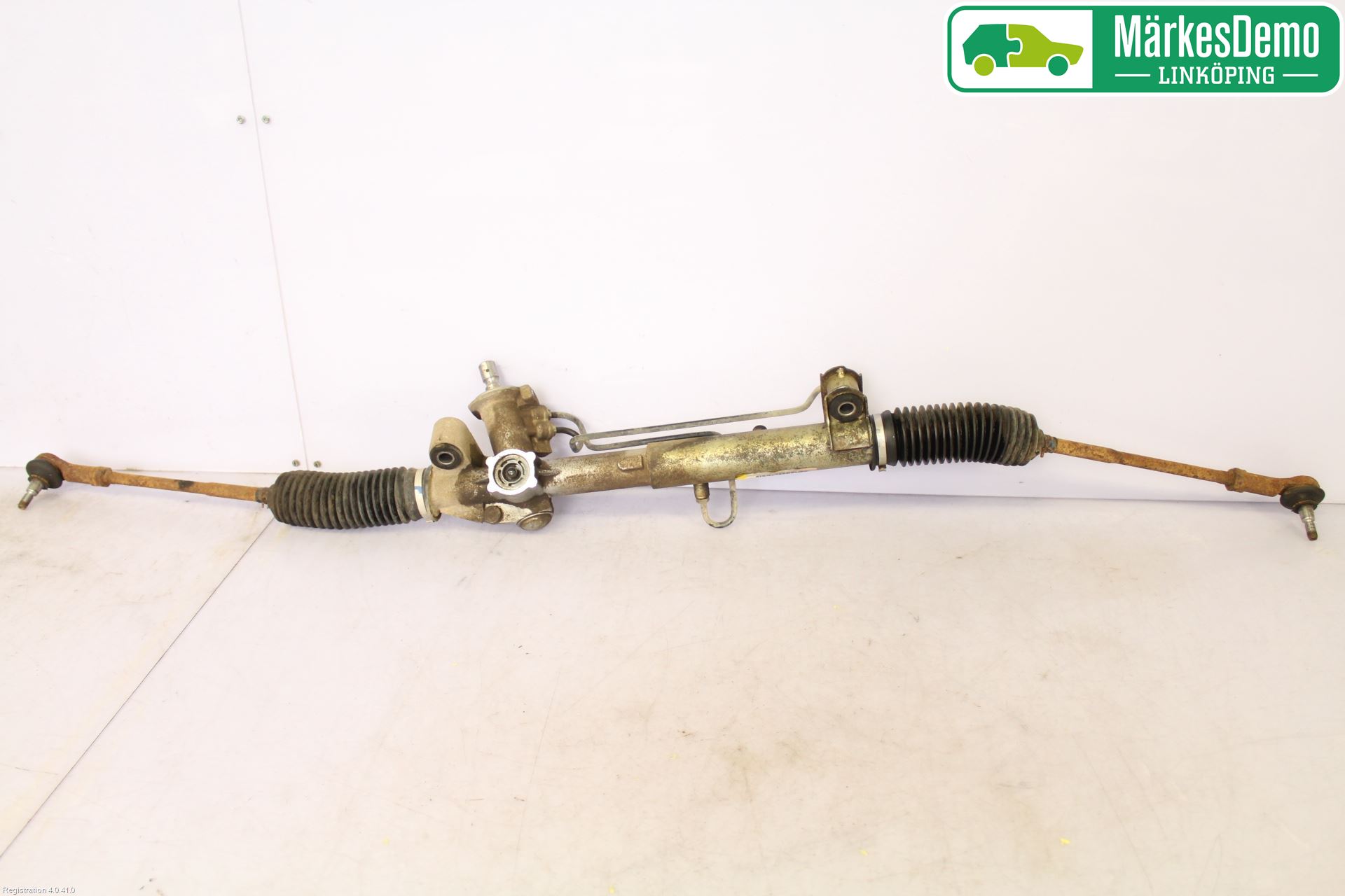 Ford TRANSIT CONNECT 03-08 Servo Snekke - Tannstang
