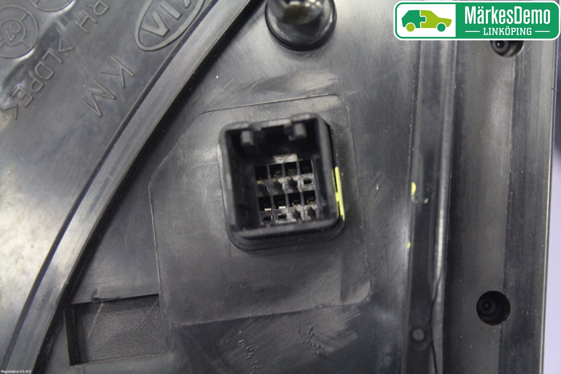 Kia SPORTAGE (JE) 05-10 Speil H M-El Justering