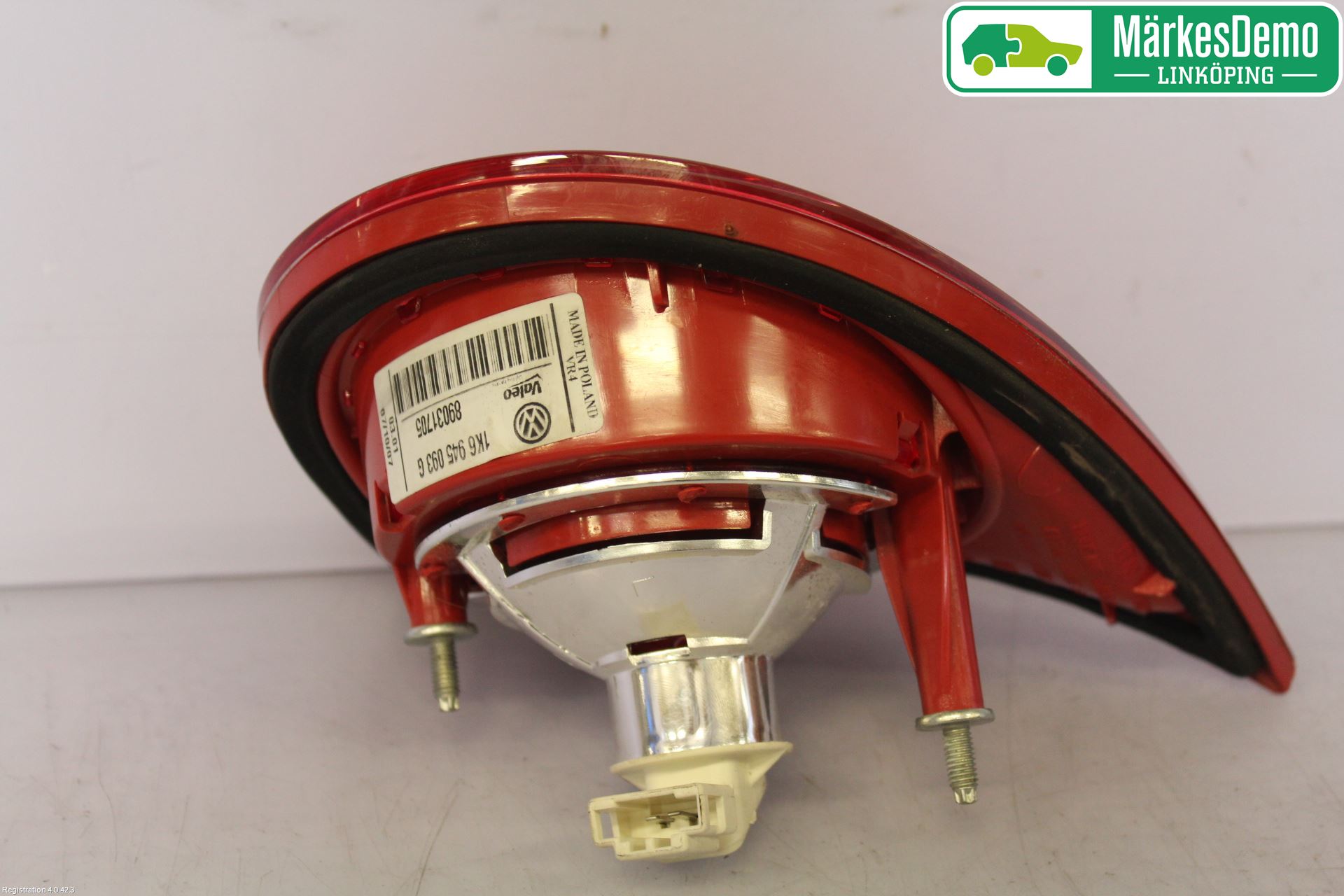 Volkswagen VW GOLF V 04-09 Baklykt Venstre  På Luke(Indre