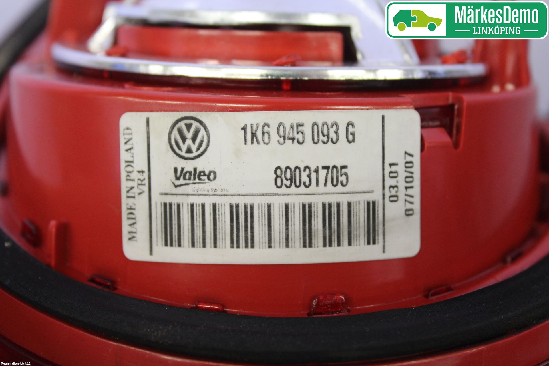 Volkswagen VW GOLF V 04-09 Baklykt Venstre  På Luke(Indre