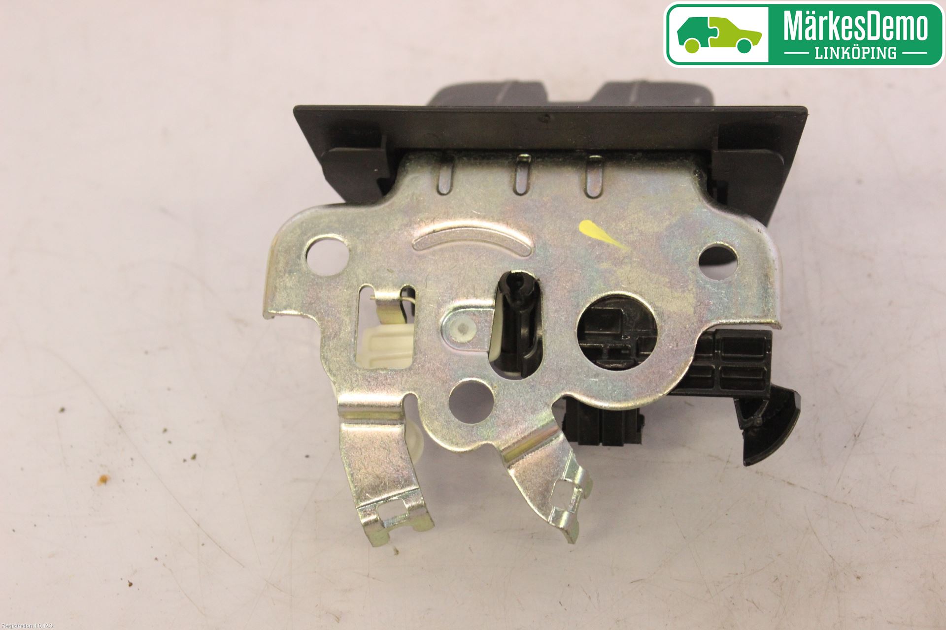 Audi A3/S3 8V 13-20 Bakluke-Lokk Låsekasse