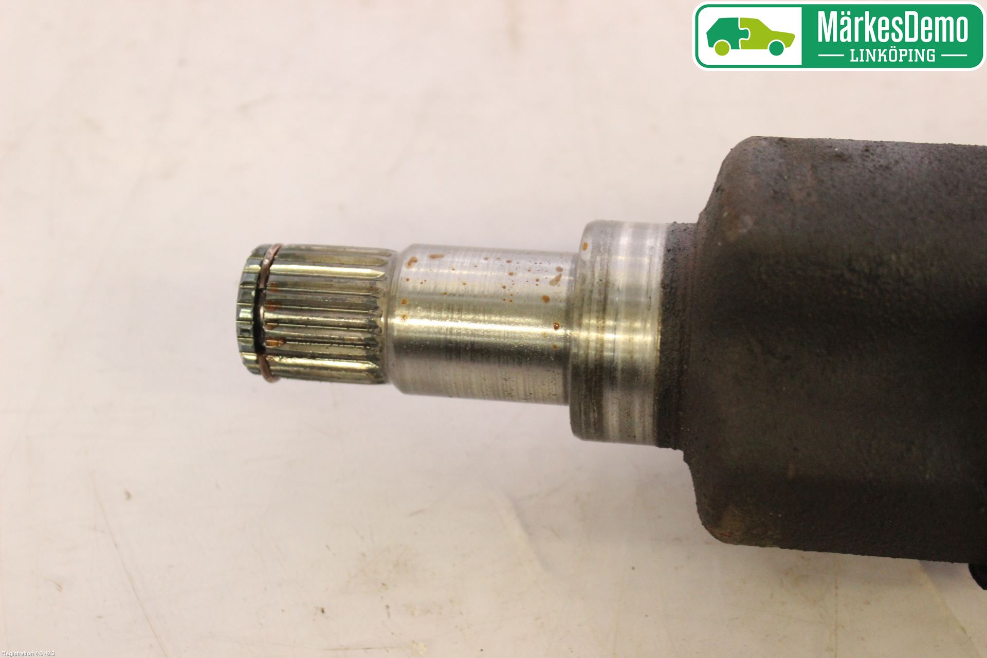 Ford FIESTA     06-08 Drivaksel Foran Kompl Venstre