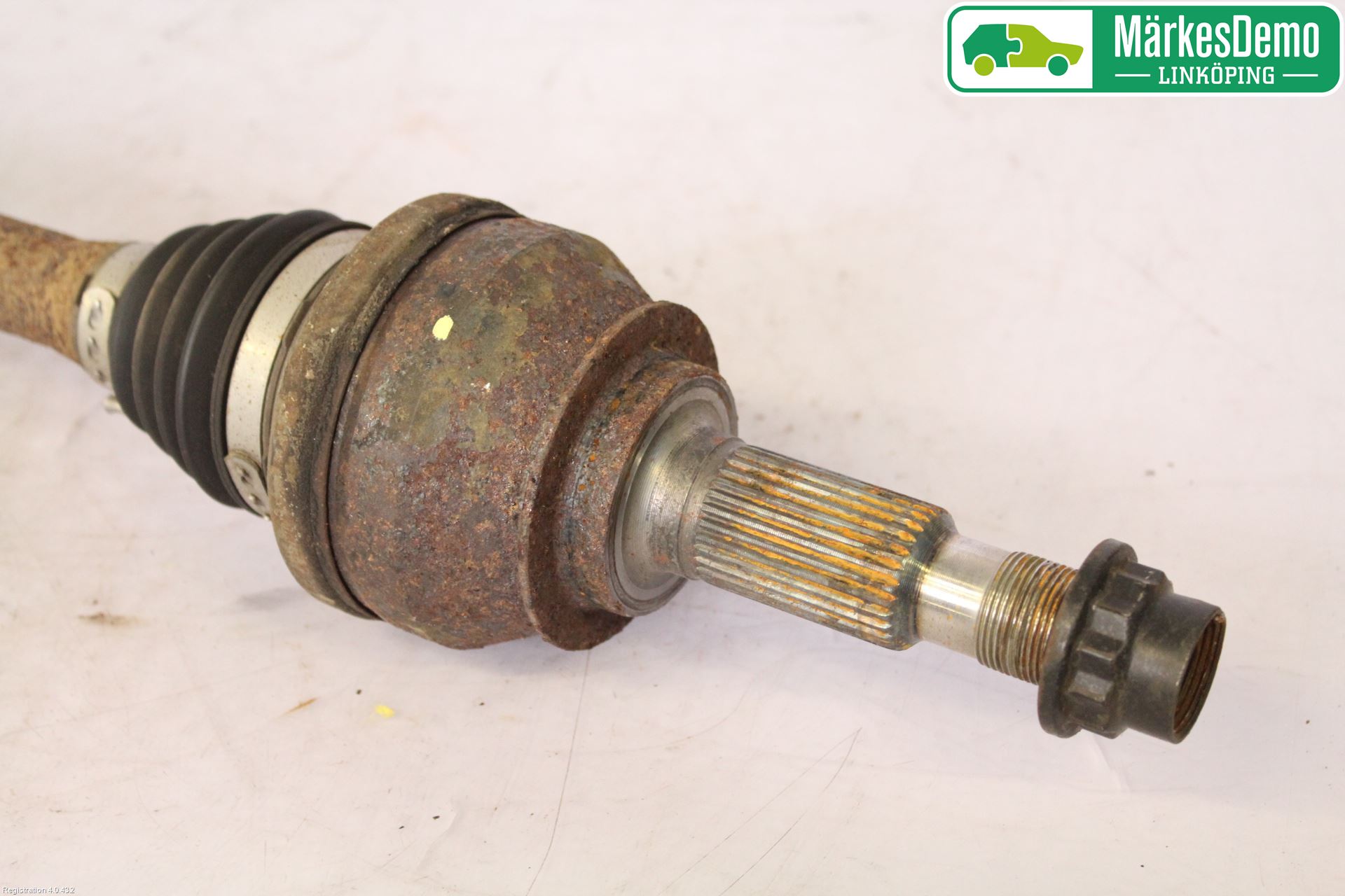 Lexus IS 220d/250/350 06-13 Drivaksel Bak Kompl Venstre
