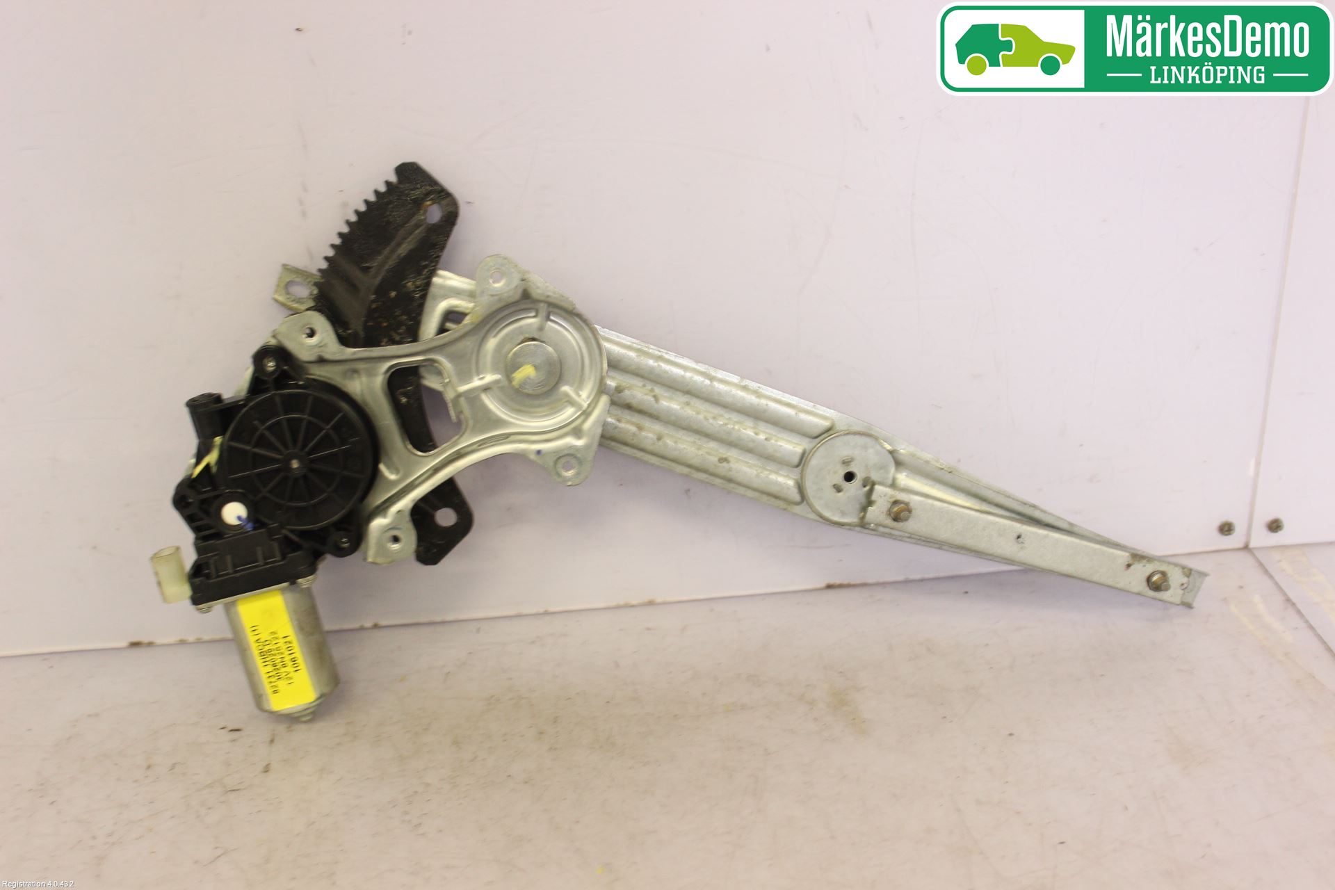 Nissan MICRA 11-16 Vindusheis El Komp
