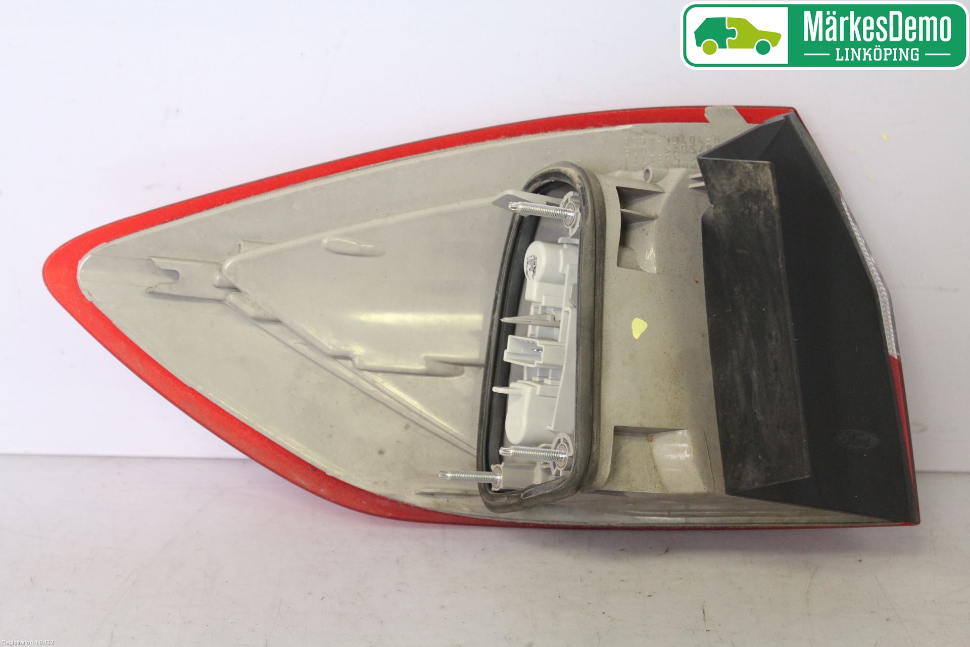 Ford MONDEO 07-15 Baklykt Høyre