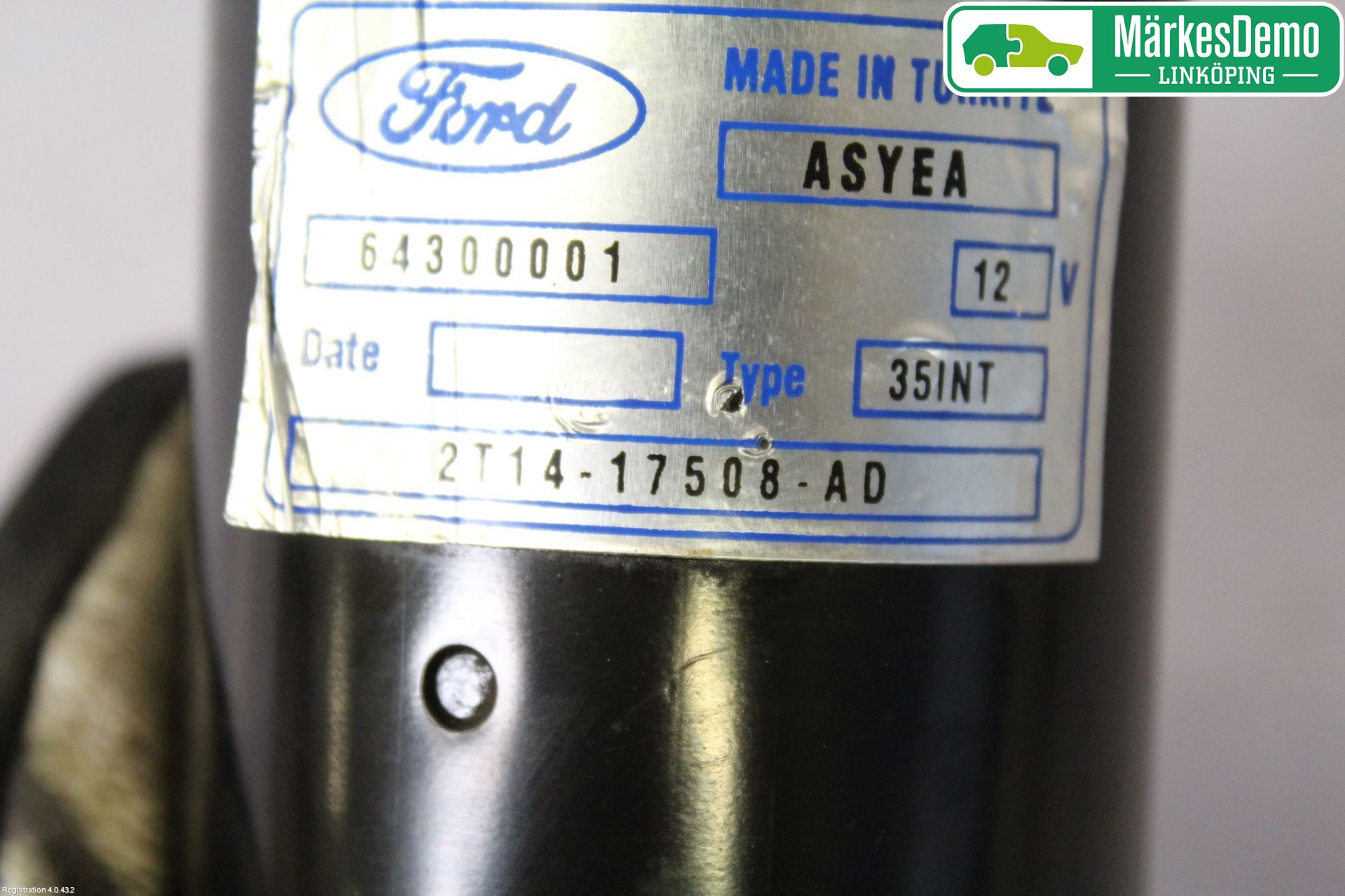Ford TRANSIT CONNECT 03-08 Viskermotor Frontrute
