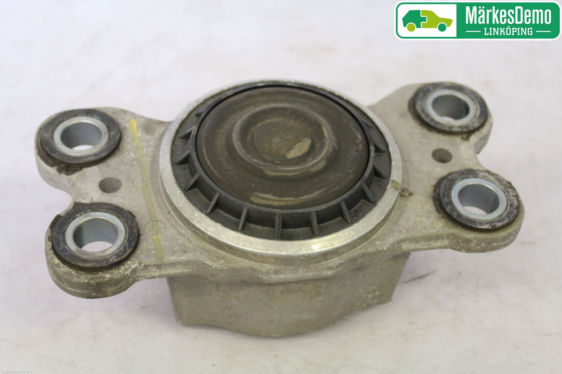 Volvo V70 14-16 Motor Feste Gummi